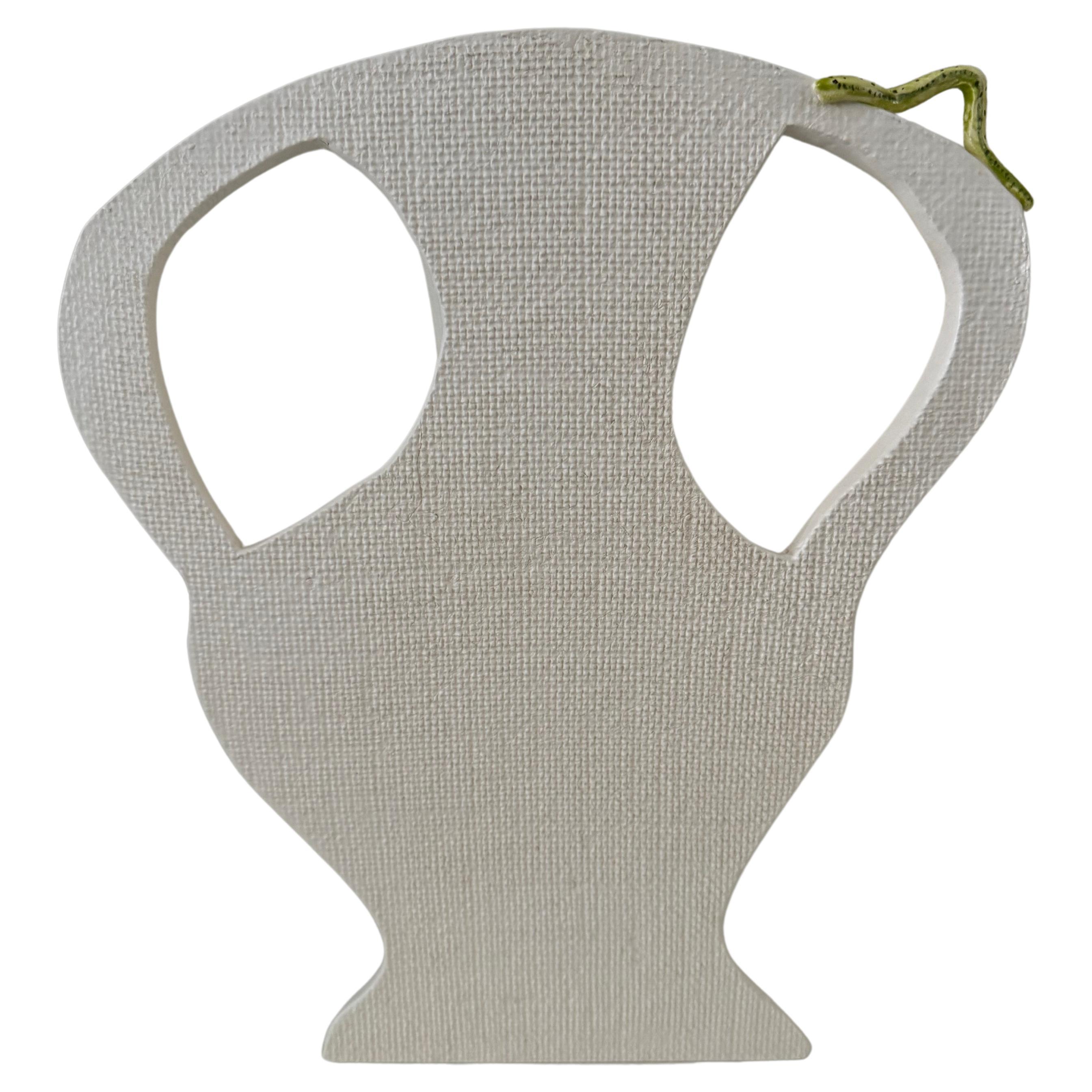 Silhouette-Vase mit Sternbildhauer-Katerpillar