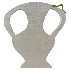 Vase en Silhouette avec chenille