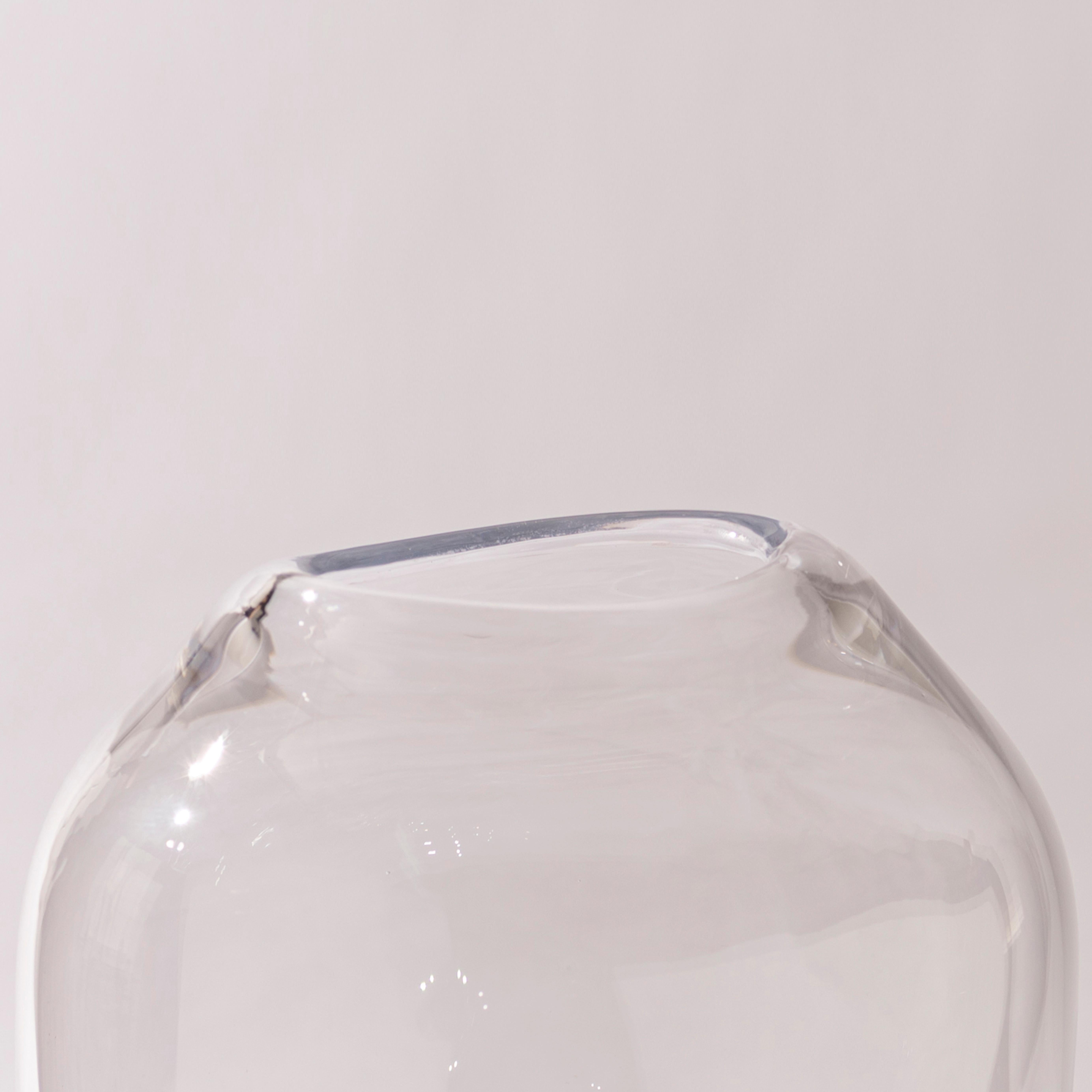 Silice Vase, Blown Glass, Unique 17 In New Condition In Zapopan, Jalisco
