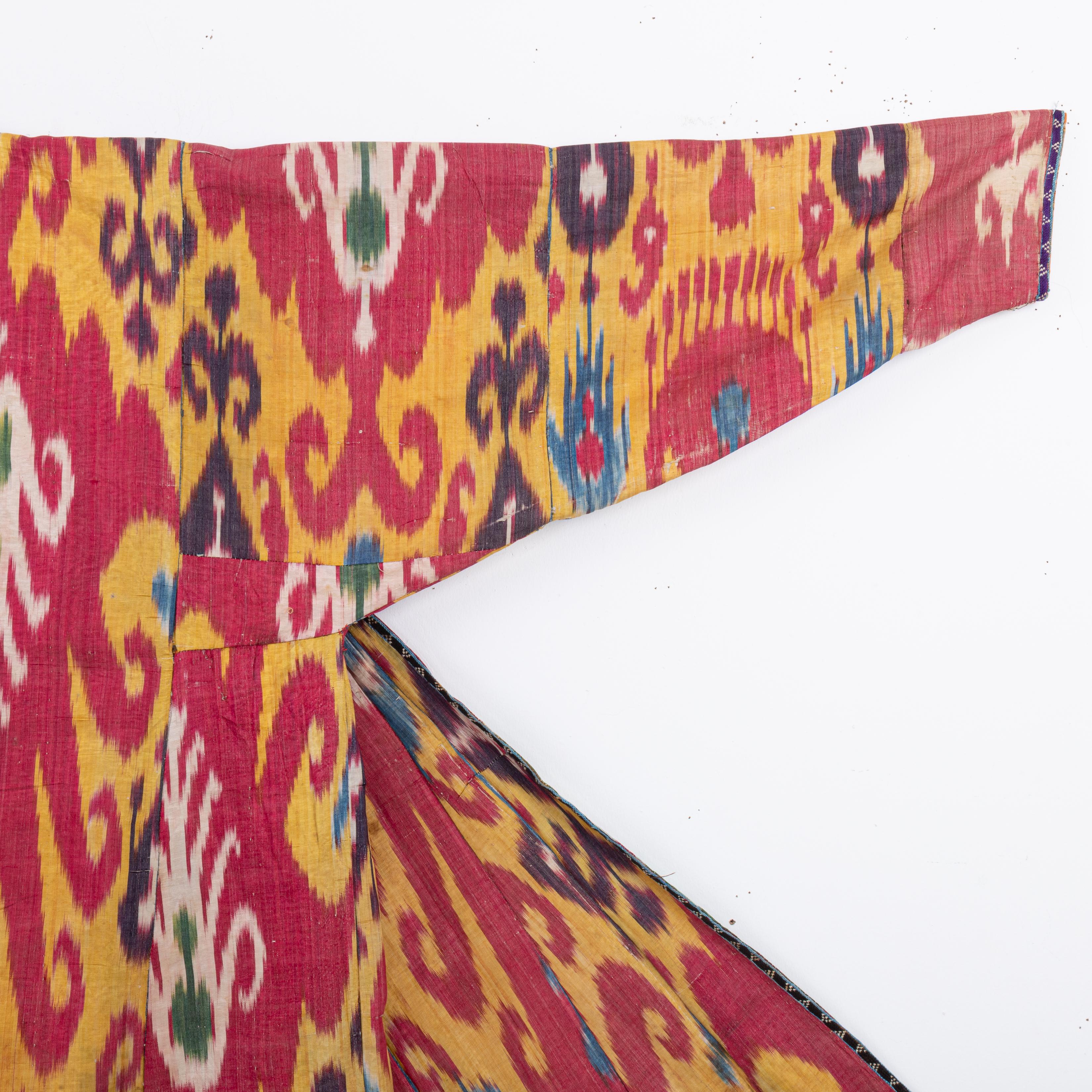 Silk and Cotton  Ikat Chapan, Uzbekistan, Late 19th Century. For Sale 1