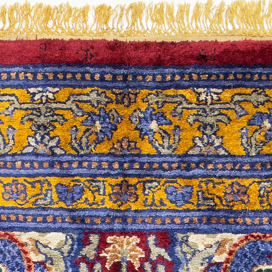 Chinesischer Teppich aus Seide und Metallfaden aus Seide (20. Jahrhundert) im Angebot