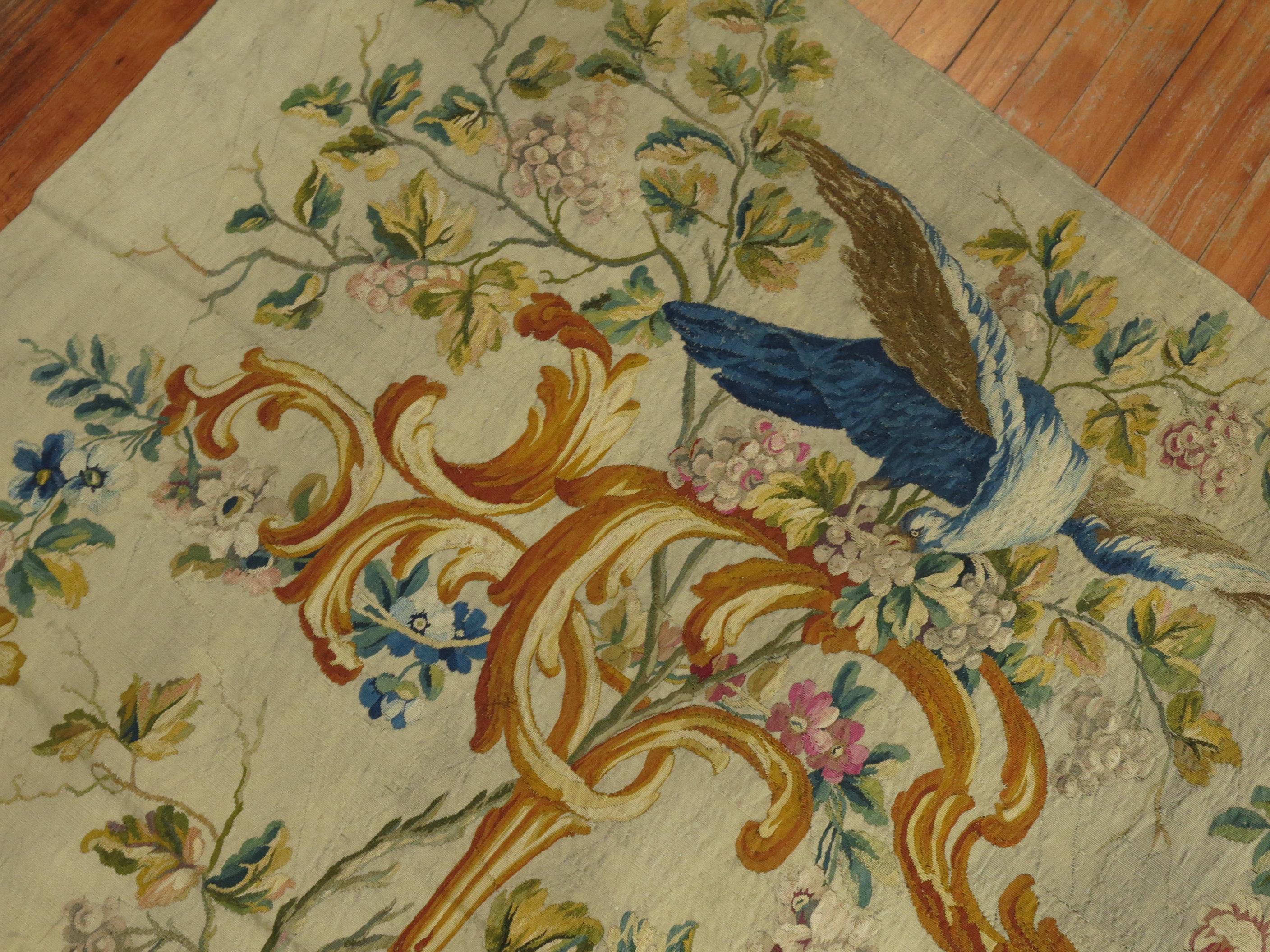 Französische Aubusson-Wandteppichplatte aus Seide und Wolle aus Frankreich aus dem 18. Jahrhundert im Angebot 7