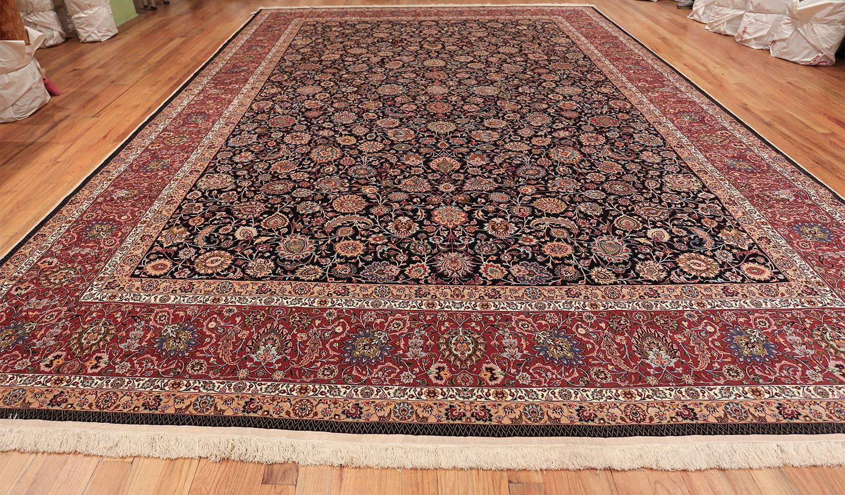 Silk and Wool Vintage Khorassan Persian Rug. Size: 11' 3