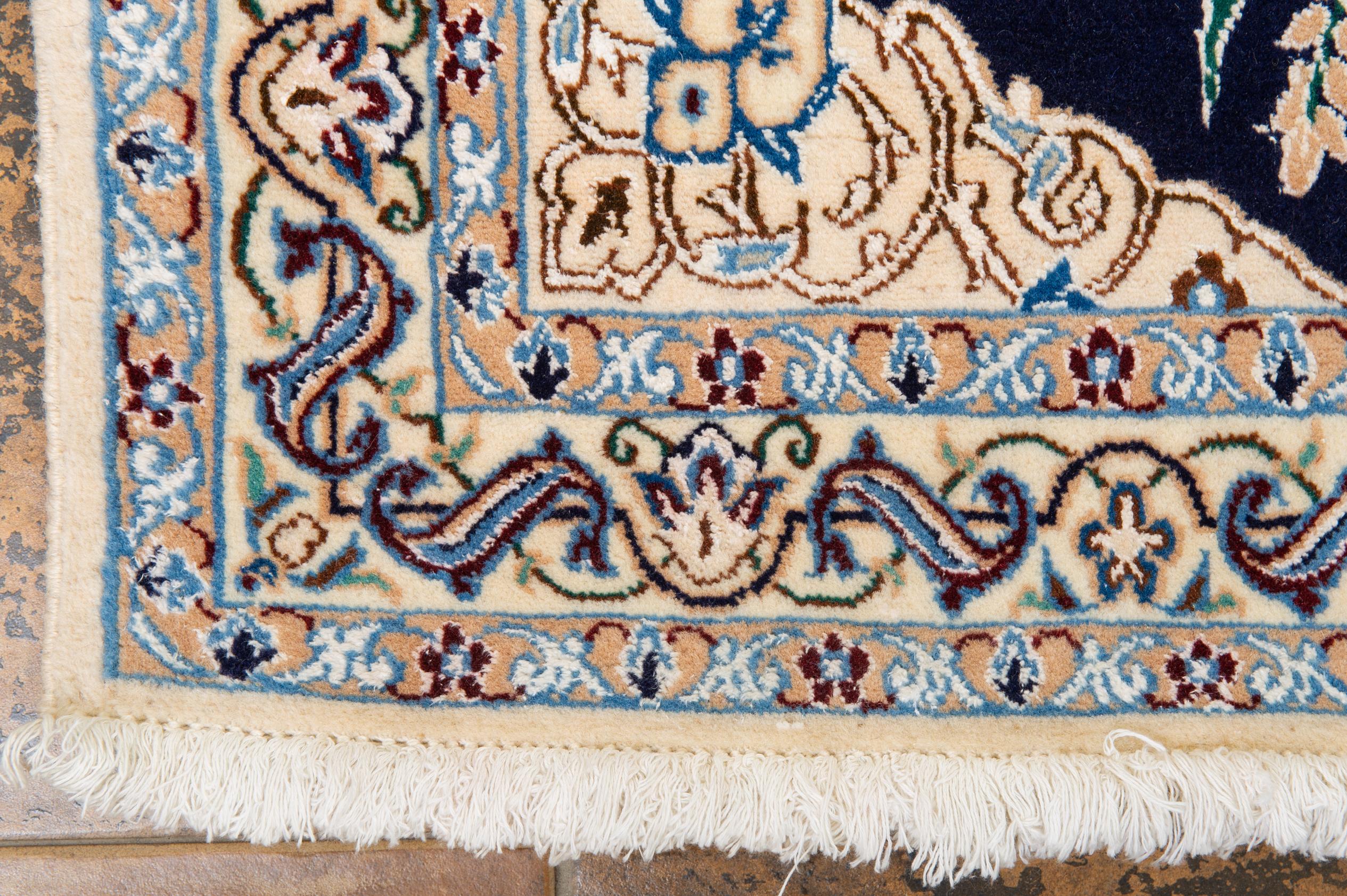Silk Blend Agra Carpet For Sale 1