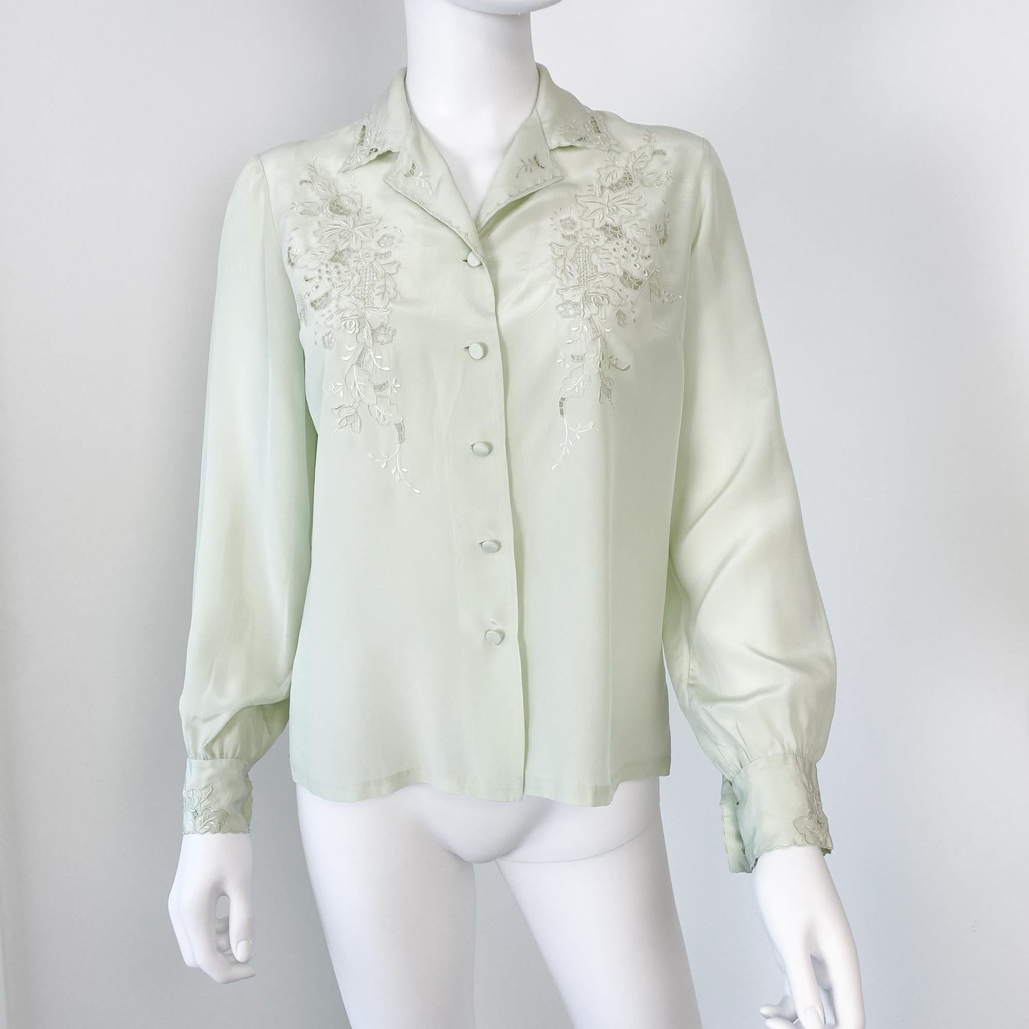 Grigio Top-Light in seta verde mandorla con ricamo Taglia 8, anni '60 in vendita