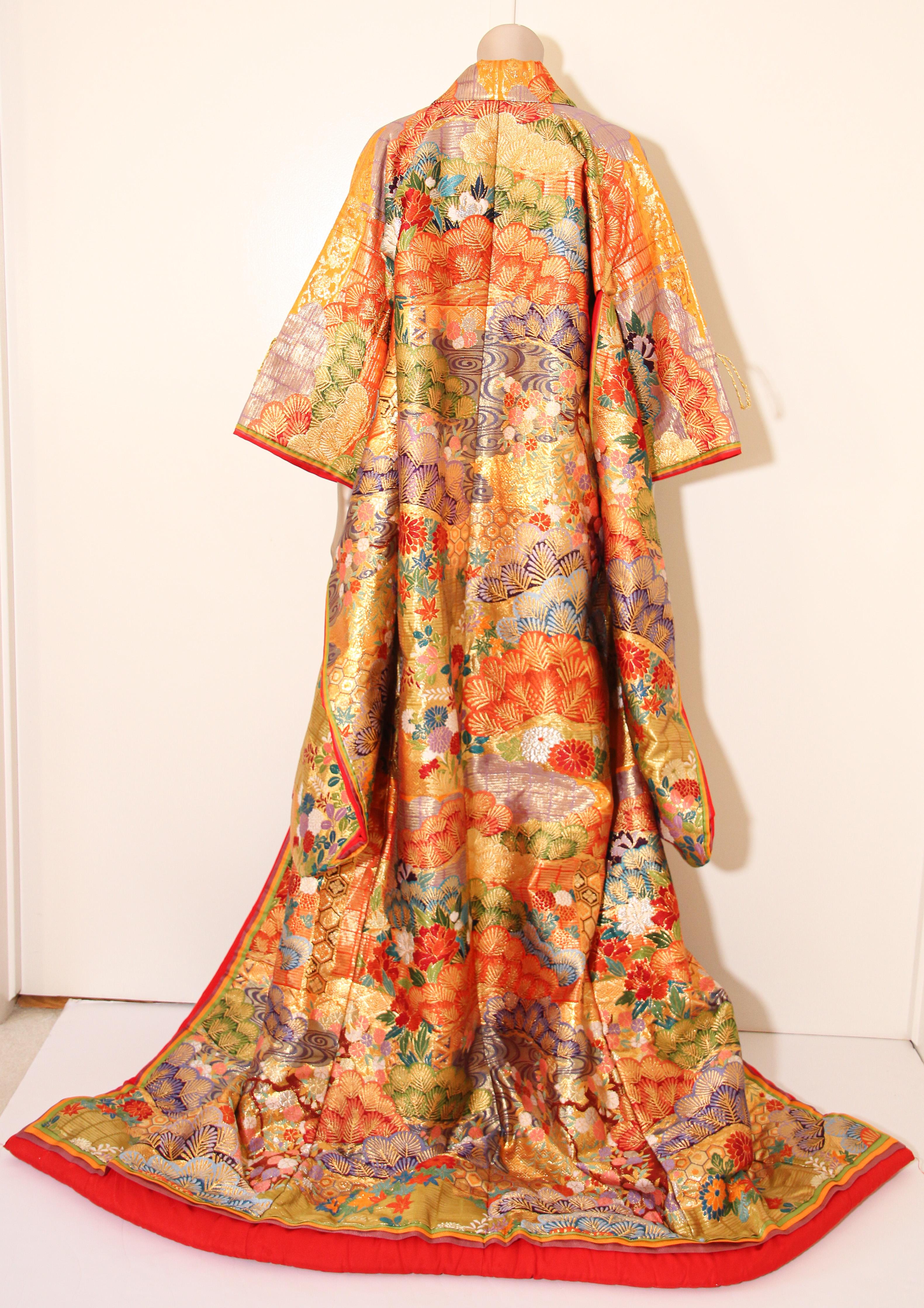 Silk Brocade Japanese Ceremonial Wedding Kimono 13