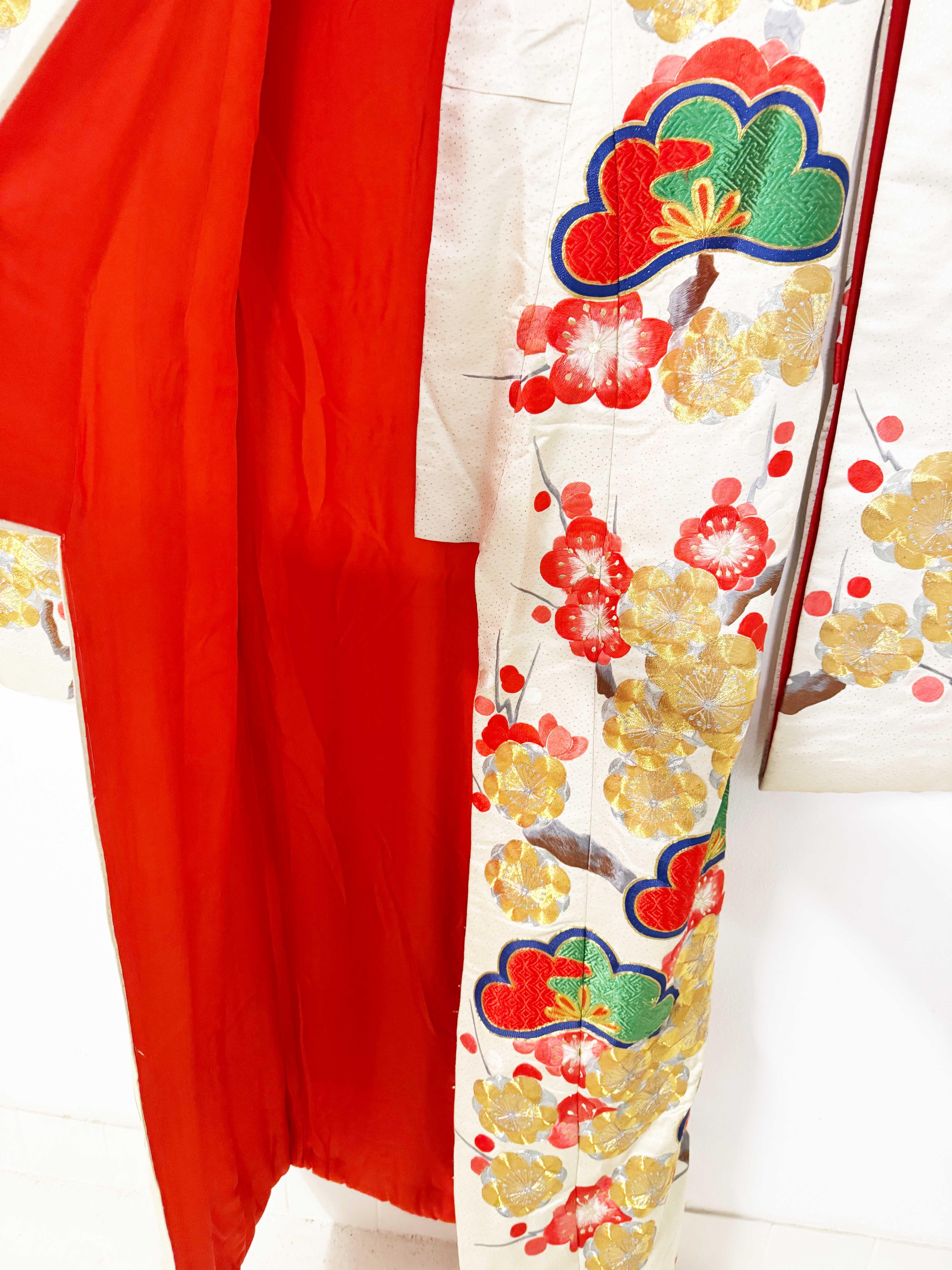 Abito da cerimonia Kimono giapponese in broccato di seta in vendita 11