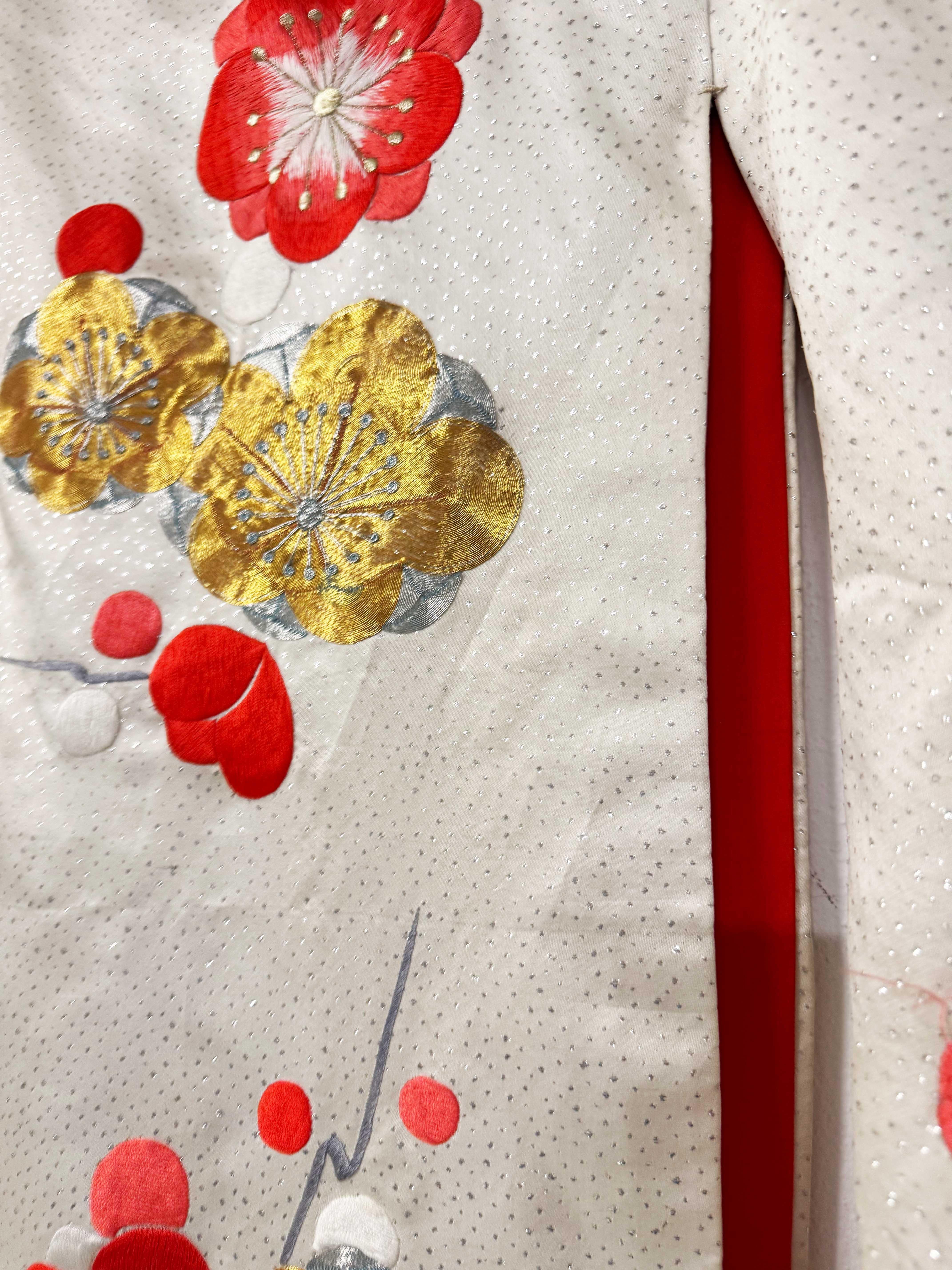 Abito da cerimonia Kimono giapponese in broccato di seta in vendita 12