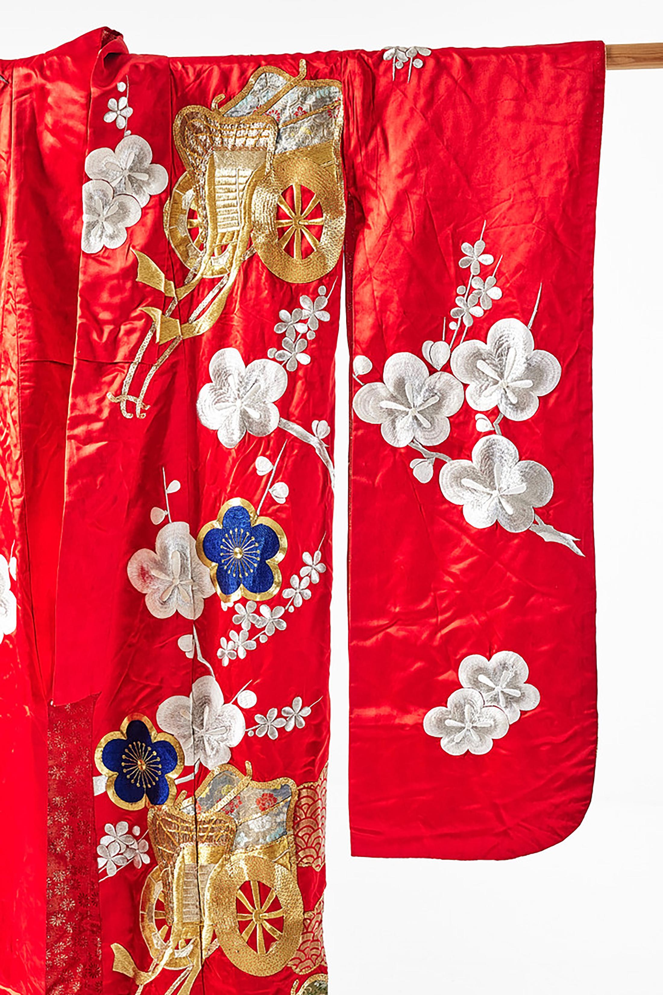 Robe de cérémonie kimono japonaise en brocart de soie Bon état - En vente à Vienna, AT