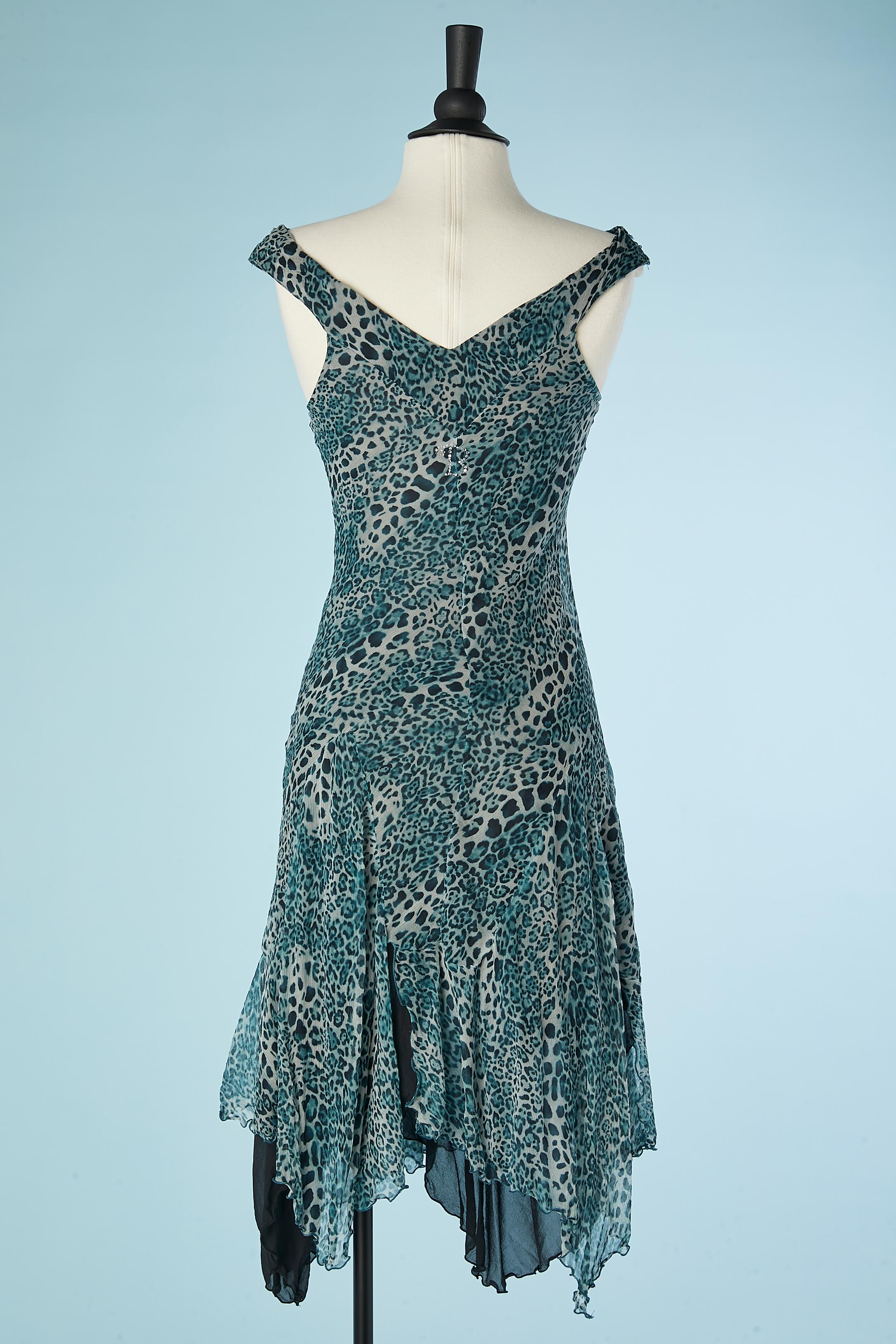 Silk chiffon cocktail dress with leopard print and beaded neckline Dextée  For Sale 2