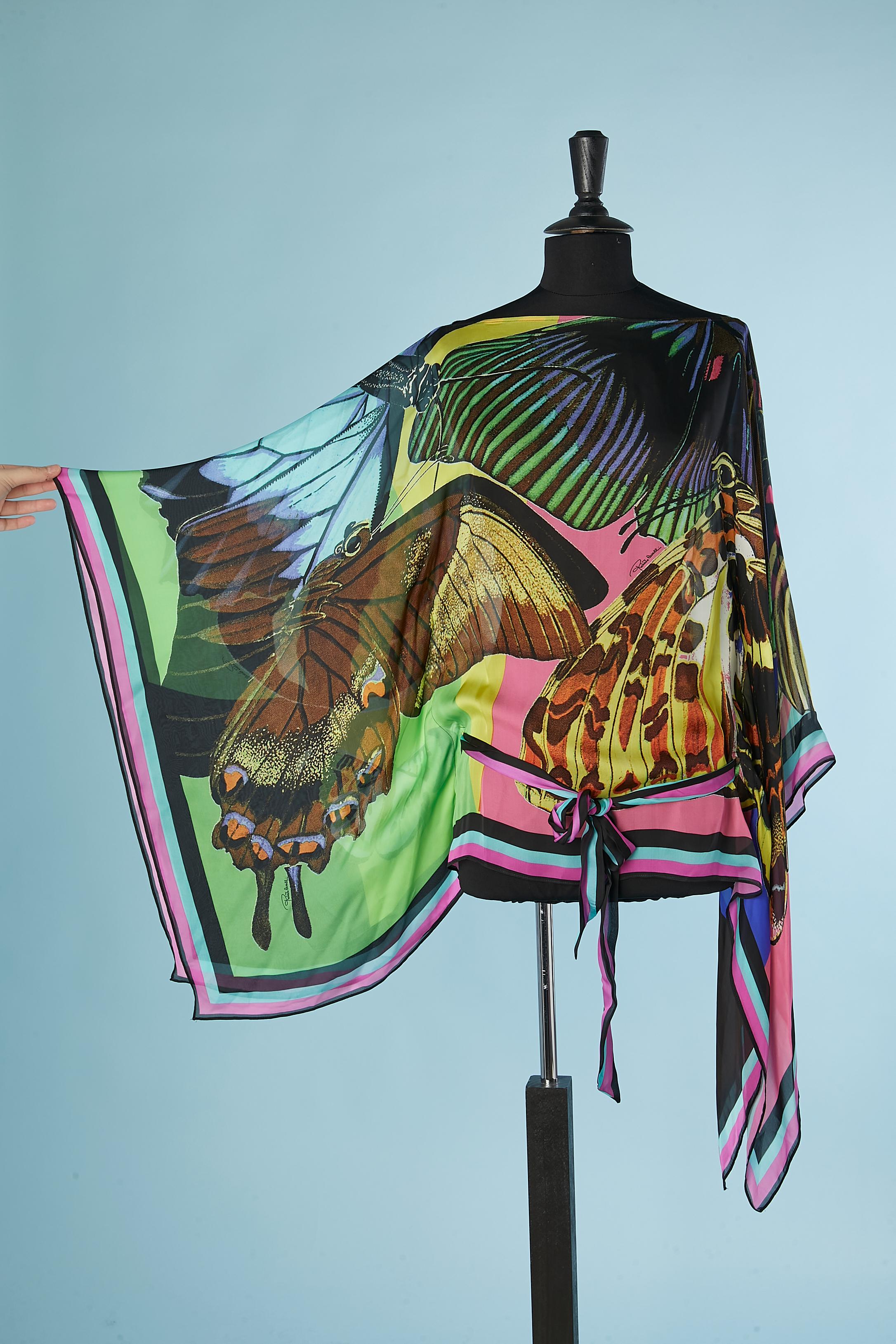 Silk chiffon multicolor poncho with silk belt. SIZE 40 (M/L) 
Branded fabric. Autenticity hologram. Stitched on both side. 