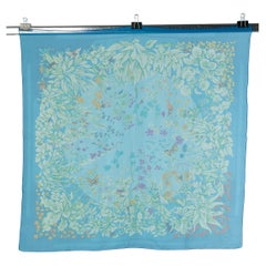 Foulard Carré imprimé en mousseline de soie "La prairie"  Hermès