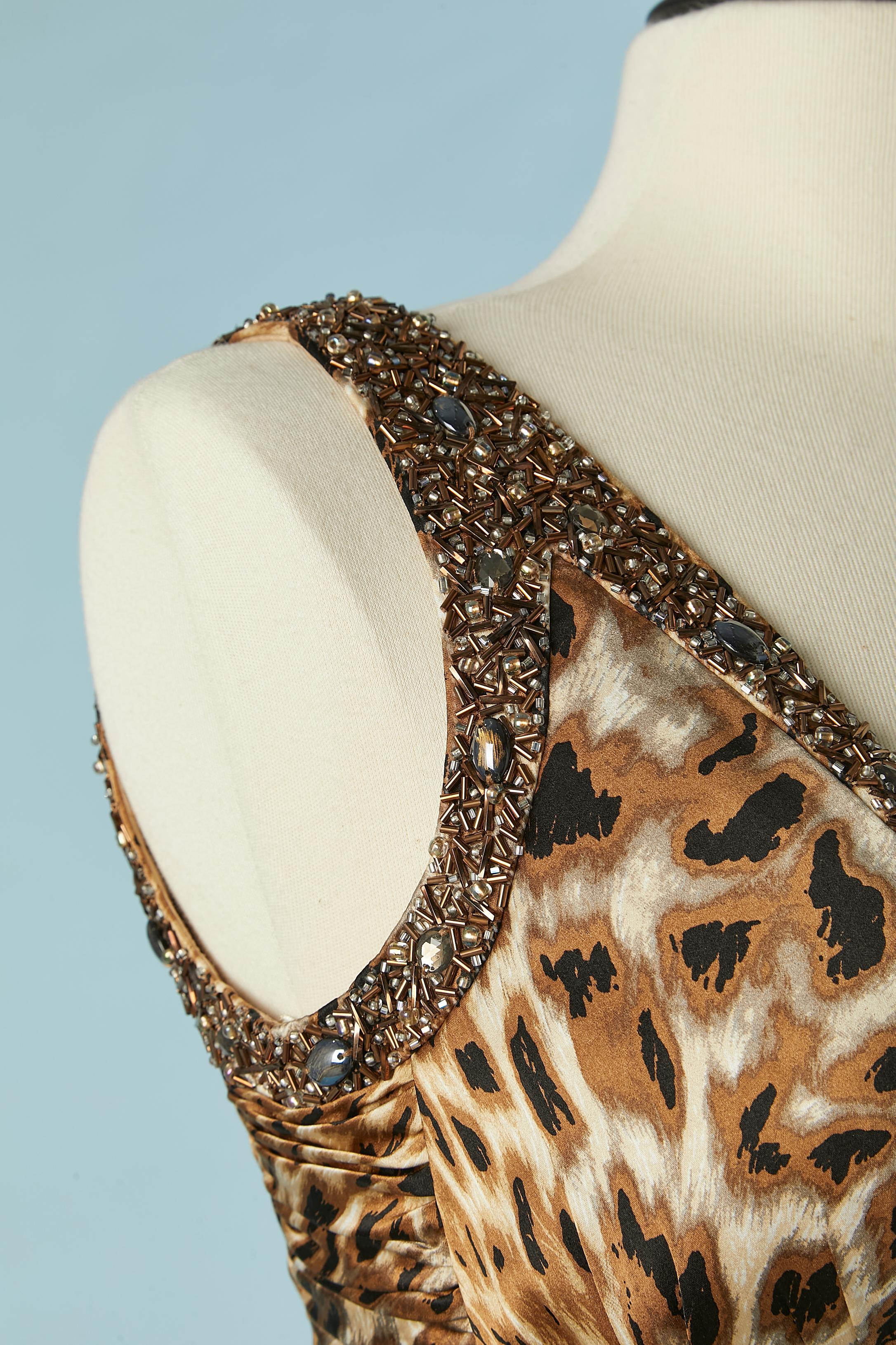 Lorena Sarbu, robe de cocktail en soie avec imprimé léopard et perles, neuve avec étiquette Neuf - En vente à Saint-Ouen-Sur-Seine, FR