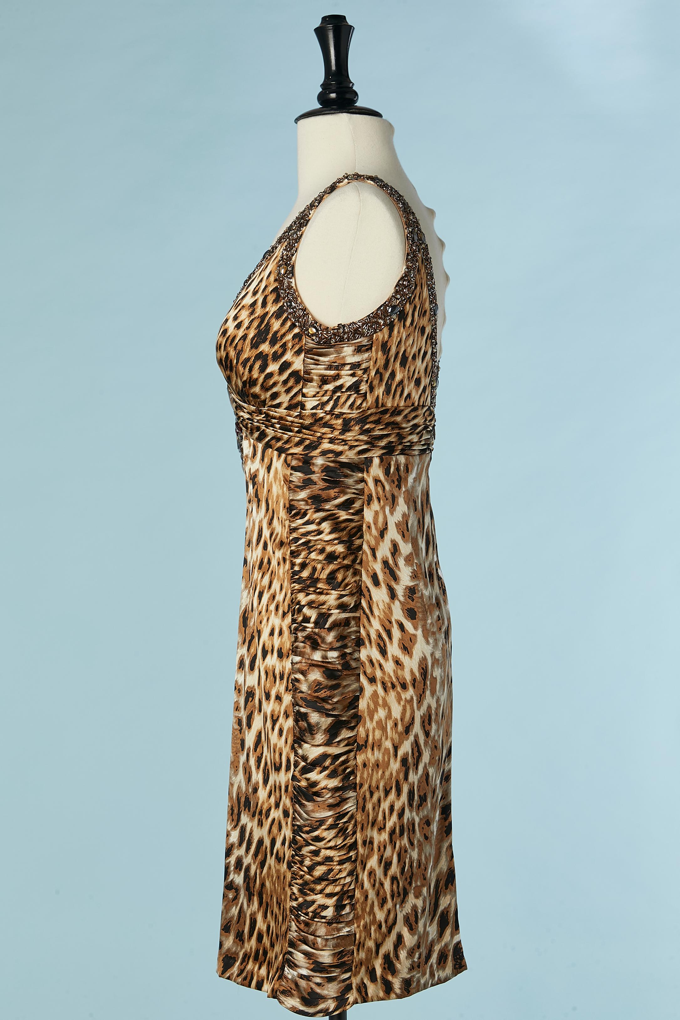 Lorena Sarbu, robe de cocktail en soie avec imprimé léopard et perles, neuve avec étiquette en vente 1