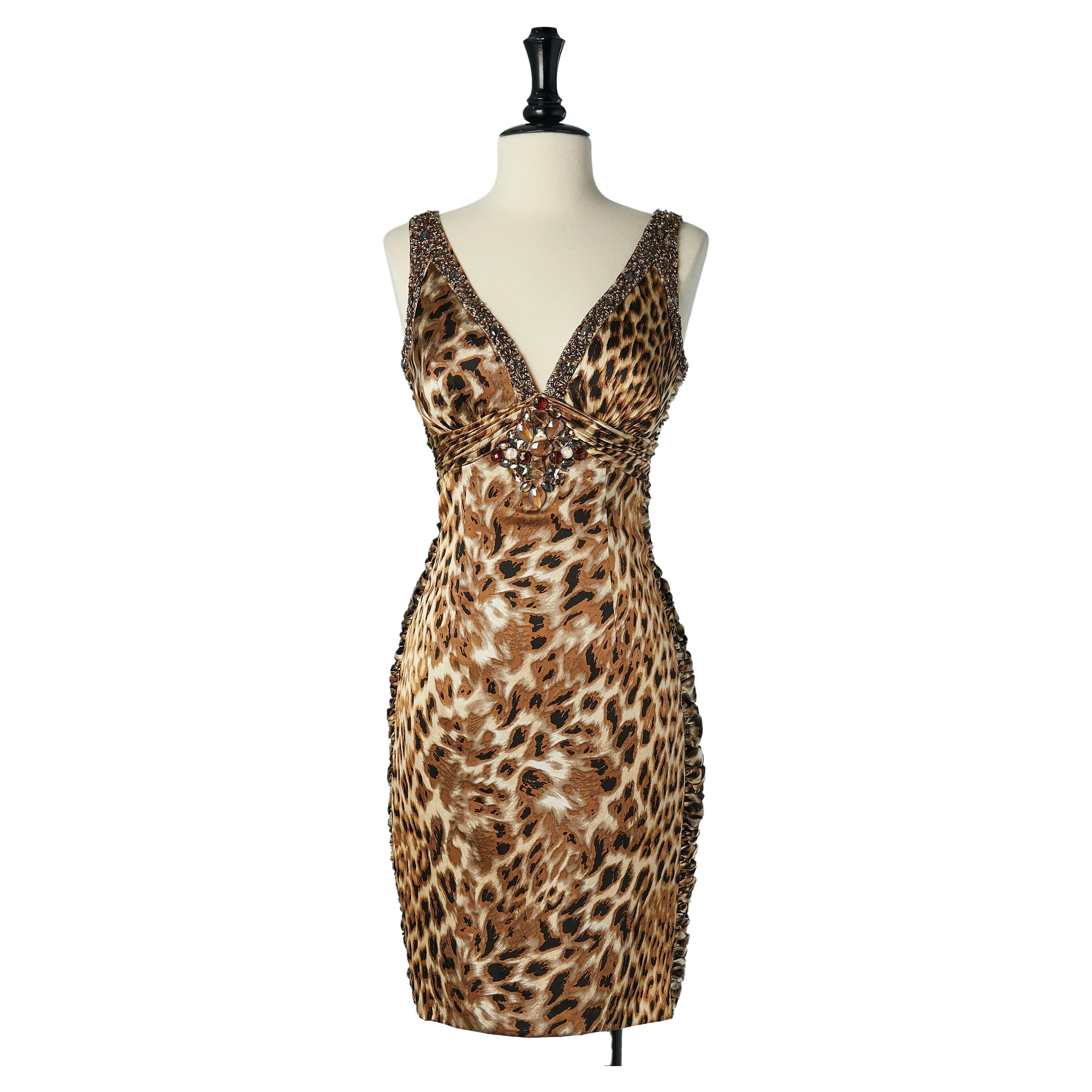 Lorena Sarbu, robe de cocktail en soie avec imprimé léopard et perles, neuve avec étiquette