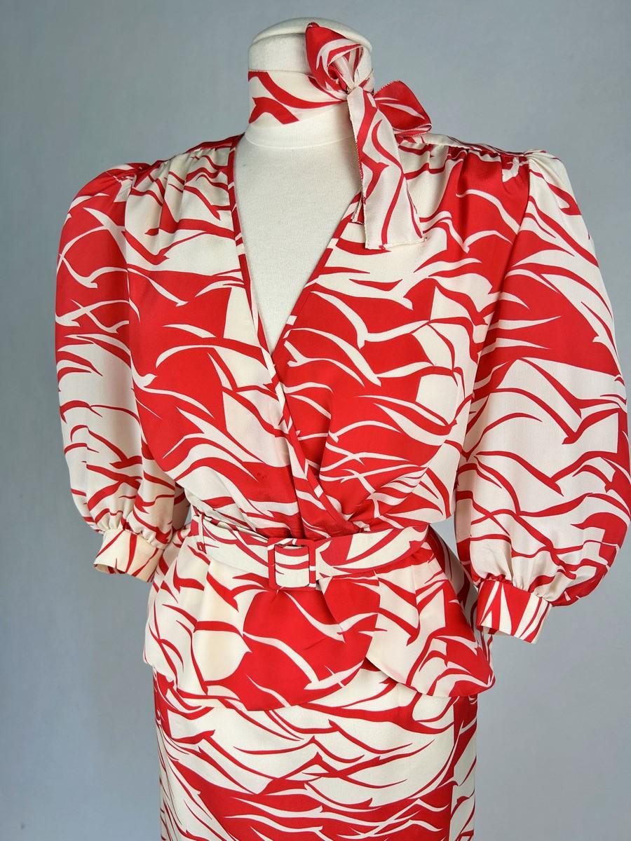 Seidenkrepp-Bluse und Rock aus Seidenkrepp - Frankreich um 1980 im Zustand „Gut“ im Angebot in Toulon, FR
