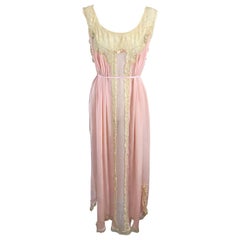 Robe en crêpe de soie, mousseline et dentelle, I. Magnin
