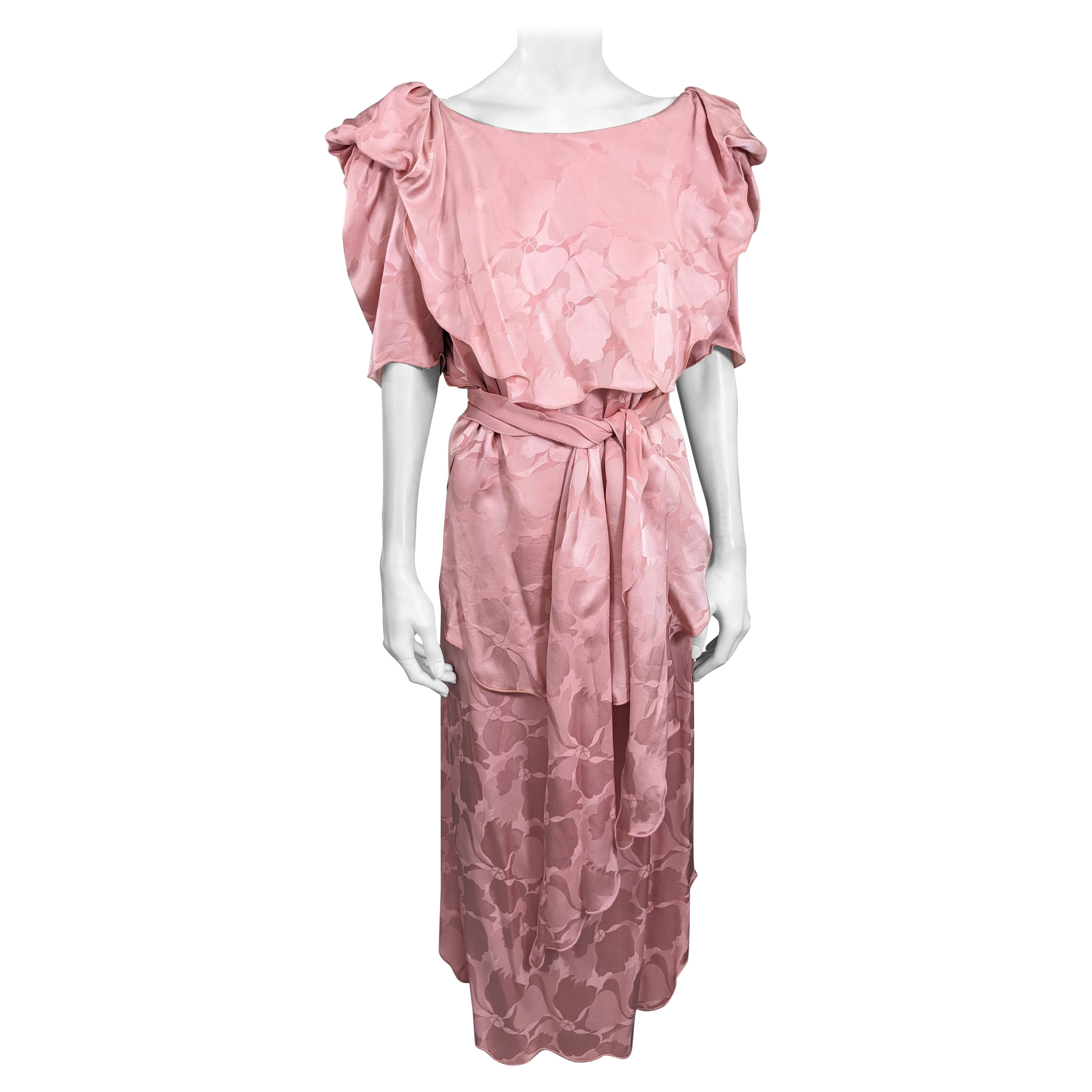 Ensemble en crêpe de soie jacquard en vente