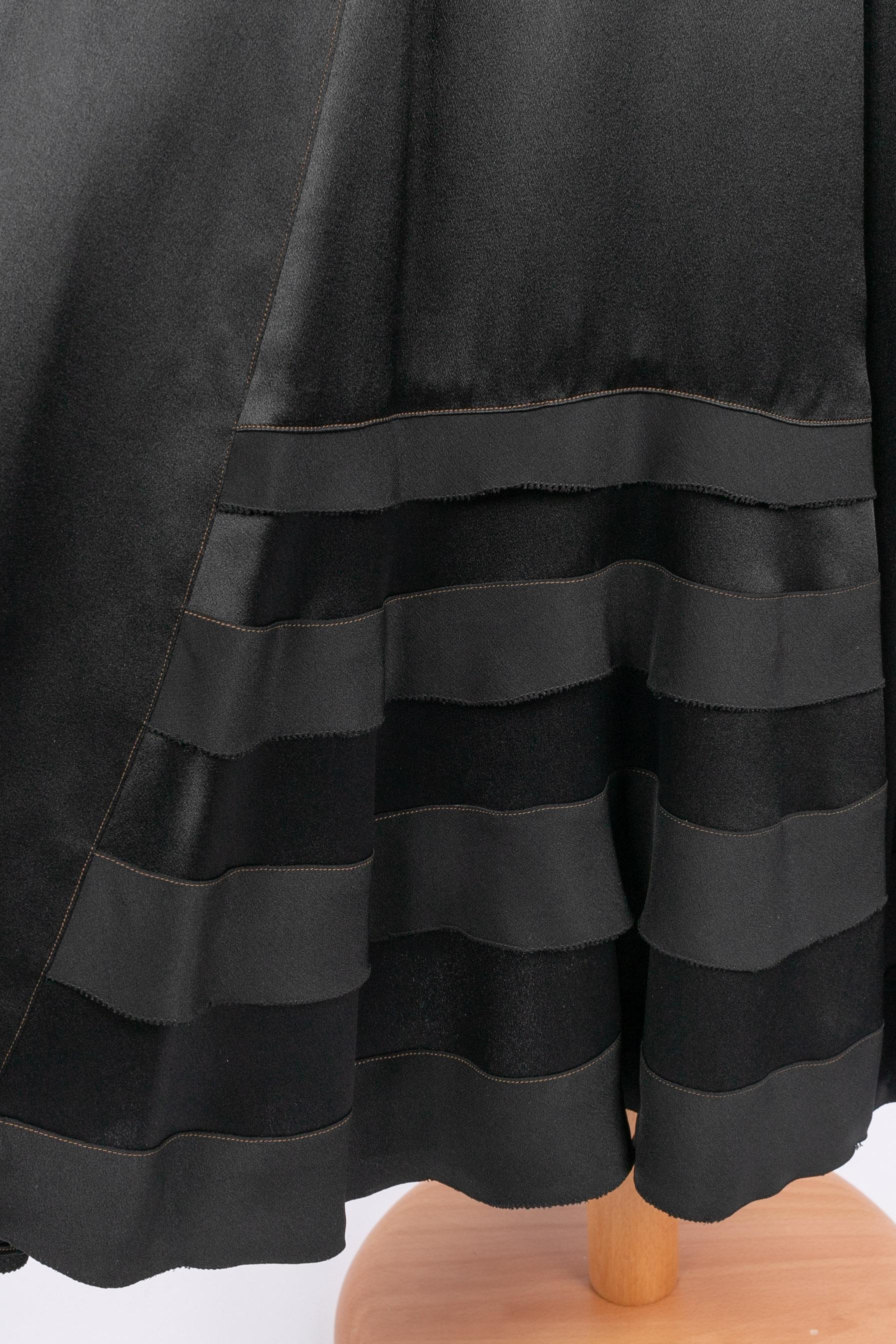 Noir Robe en soie des années 1930 en vente