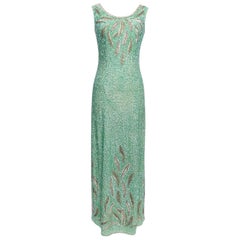 Abito in seta ricamato con paillettes, anni '60-'70