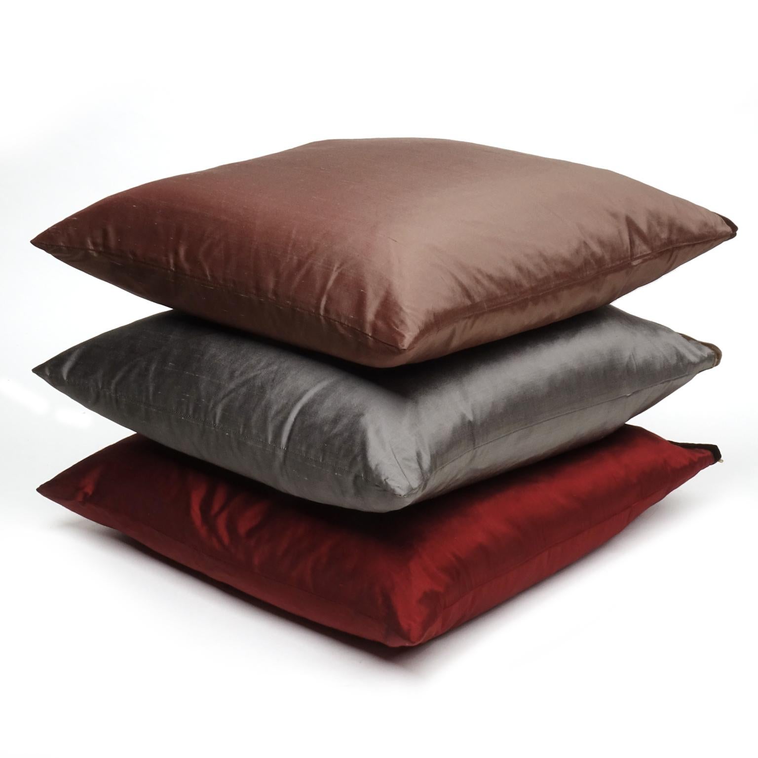 American Silk Dupioni Throw Pillow Mudd For Sale