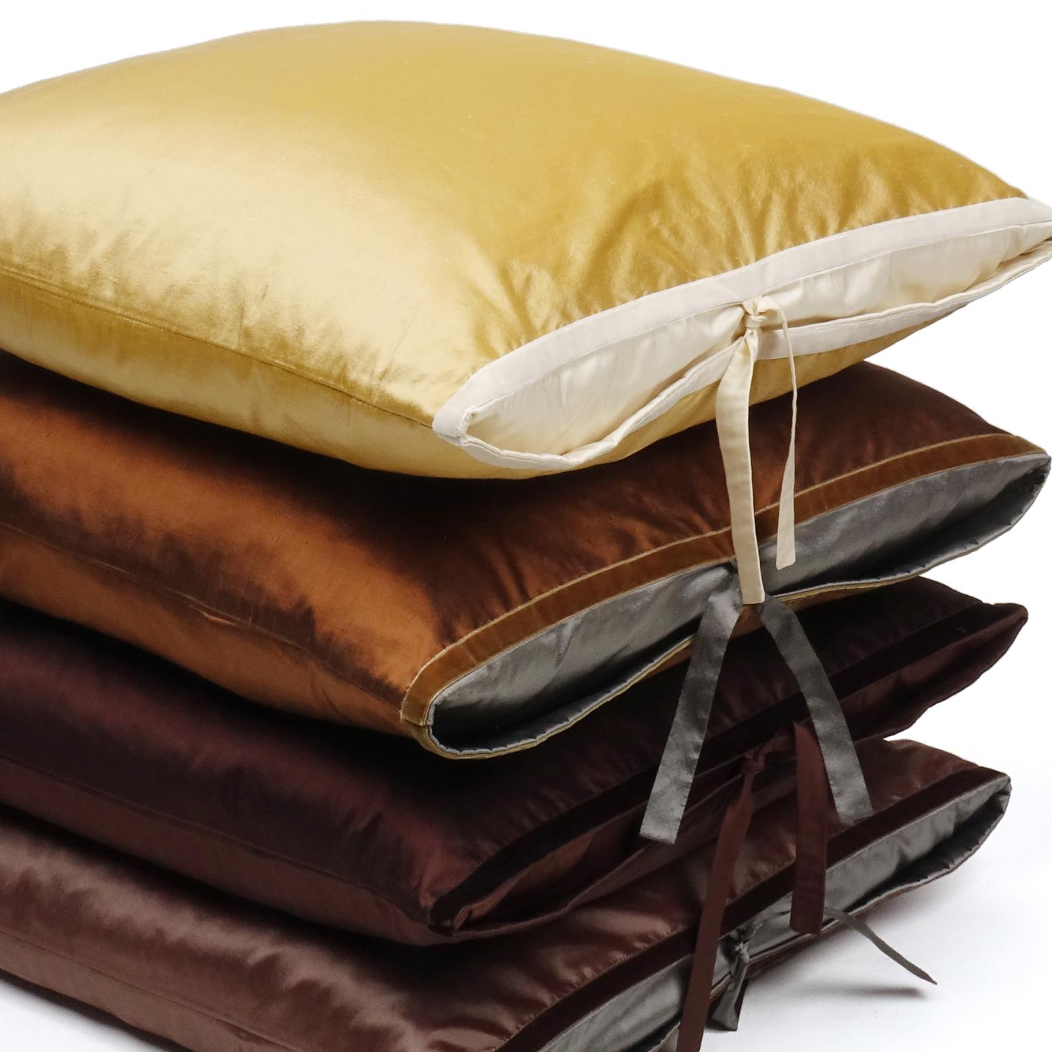 Contemporary Silk Dupioni Throw Pillow Mudd For Sale