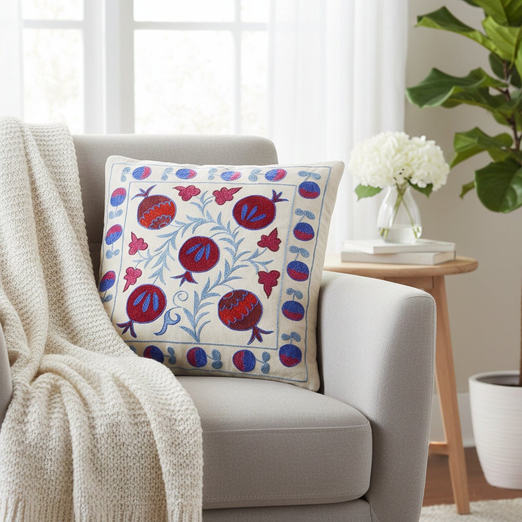 Coussin de coussin brodé en soie rouge bourgogne, bleu Oreiller en dentelle Suzani fait main