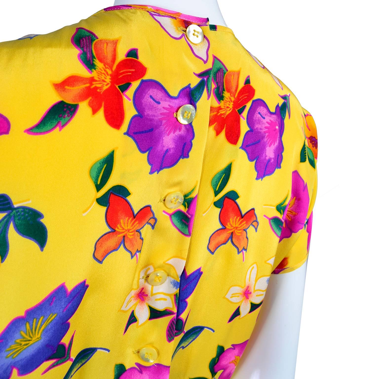 Vintage Escada Dress in a Yellow Floral Silk Print by Margaretha Ley Size 8/10 For Sale 2