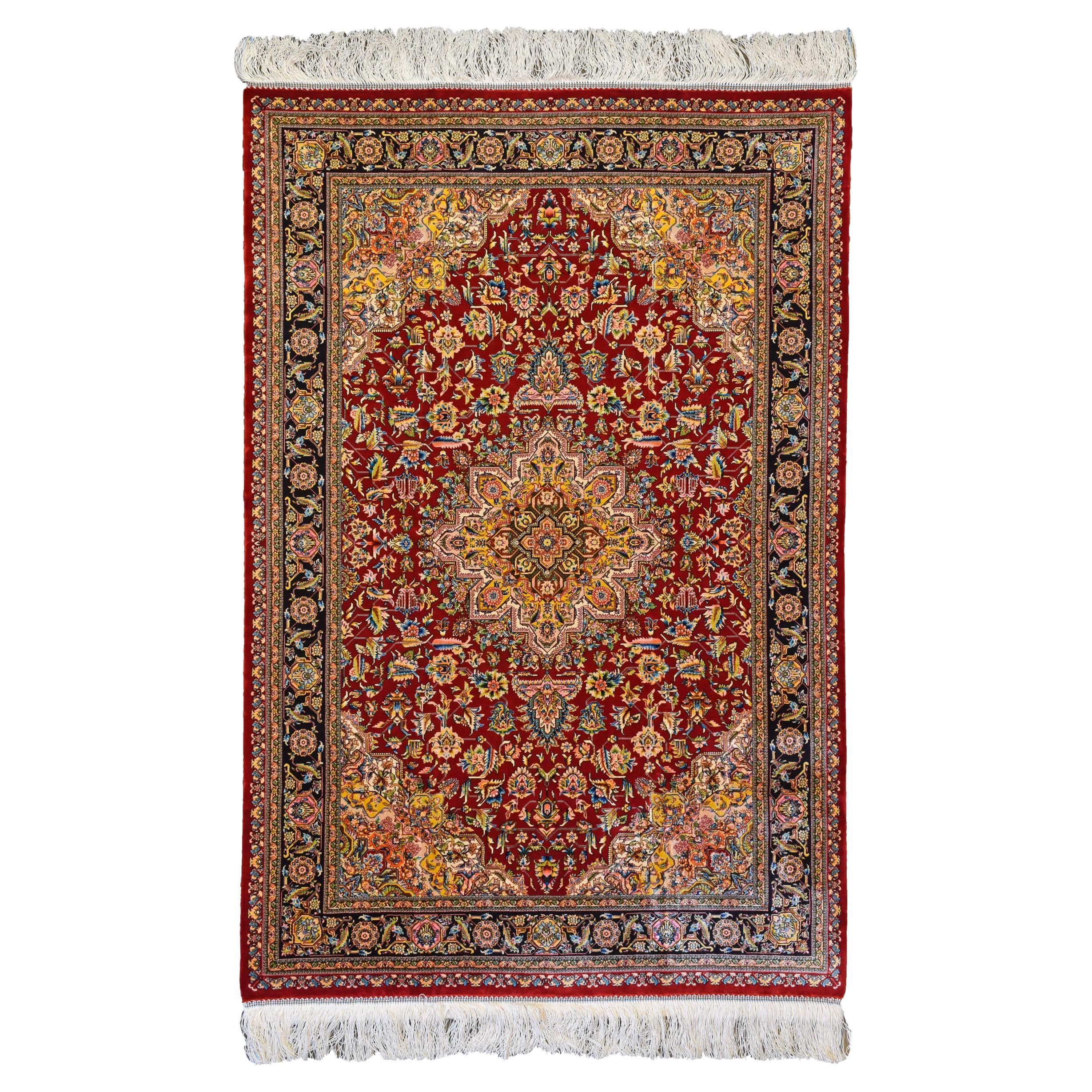 Modern Persian Silk Carpet in 17th Century Isfahan Medallion Design - in stock