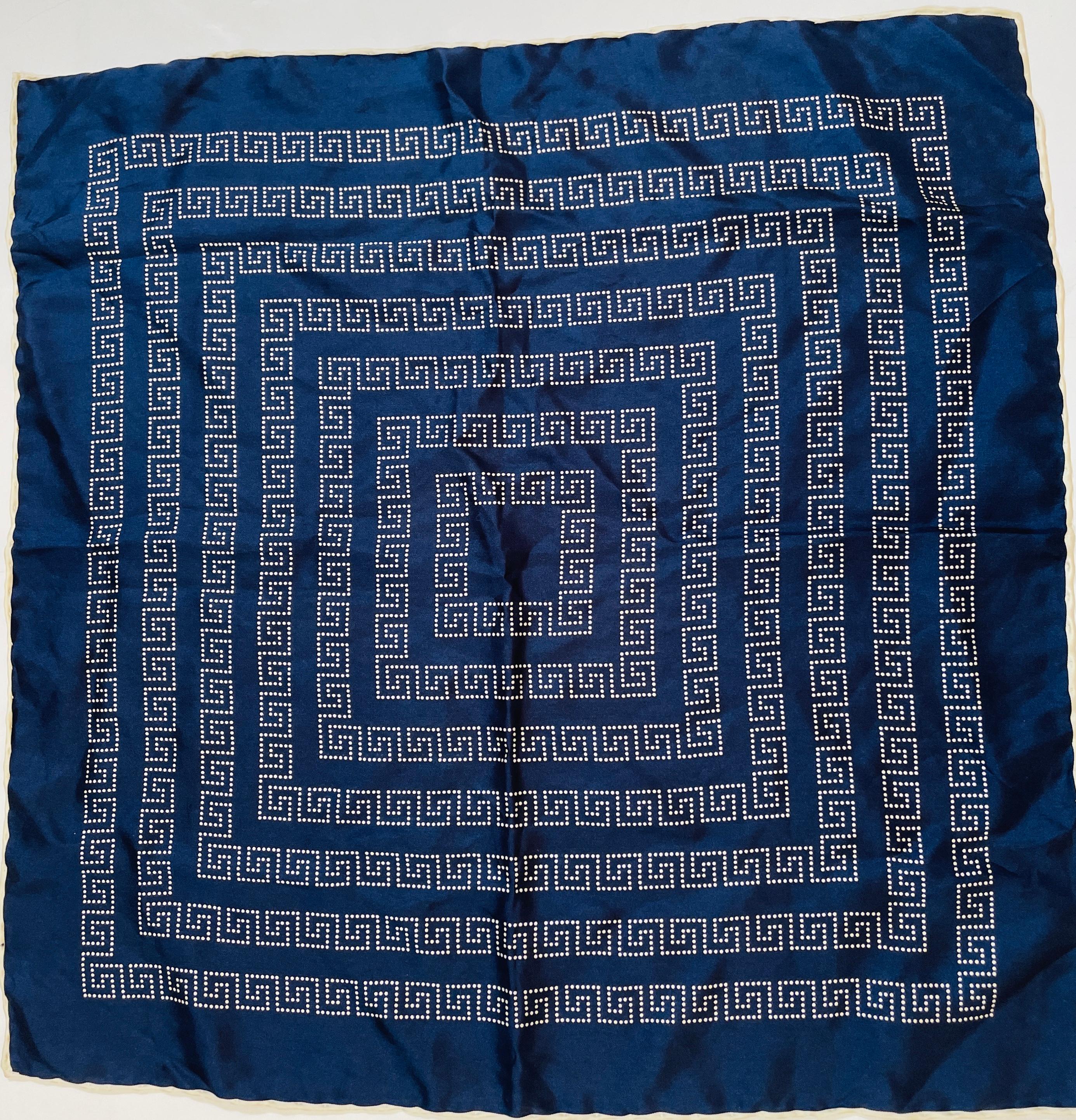 Classic gentlemen silk geometric pocket square well handcrafted in England with very fine details.
Very elegant classic chic gentleman silk pocket square handkerchief detailed with a sharp geometric greek design print in dark blue and beige.
100 %