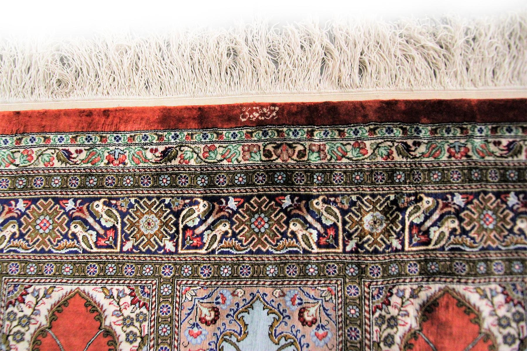 Immaculate rare signed Persian silk Ghom Gum rug fine runner carpet pure silk red 

Size

2'6
