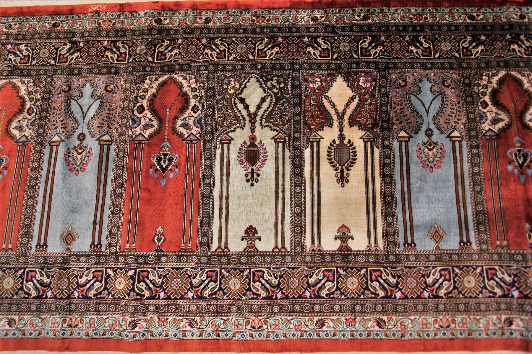 Silk Ghom Persian Rug Silk Persian Ghom Rug Prayer Rug Runner Meditation Rug In Excellent Condition For Sale In New York, NY