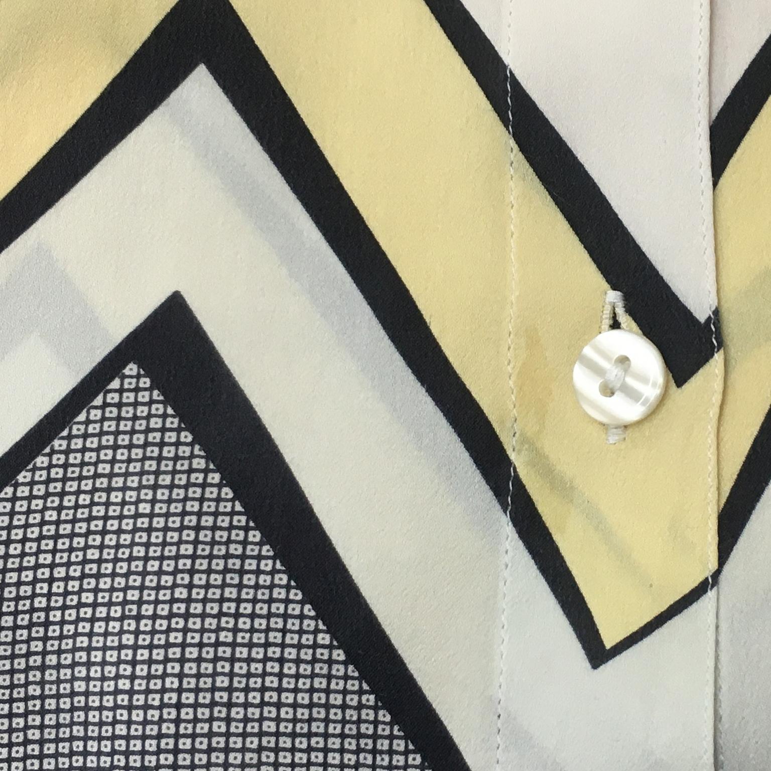 Women's Silk Graphic Pattern Print Boyish Shirt Circa 1970s