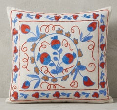 Oreiller en soie brodée à la main, tissu Suzani, dentelle d'Ouzbékistan, coussin décoratif