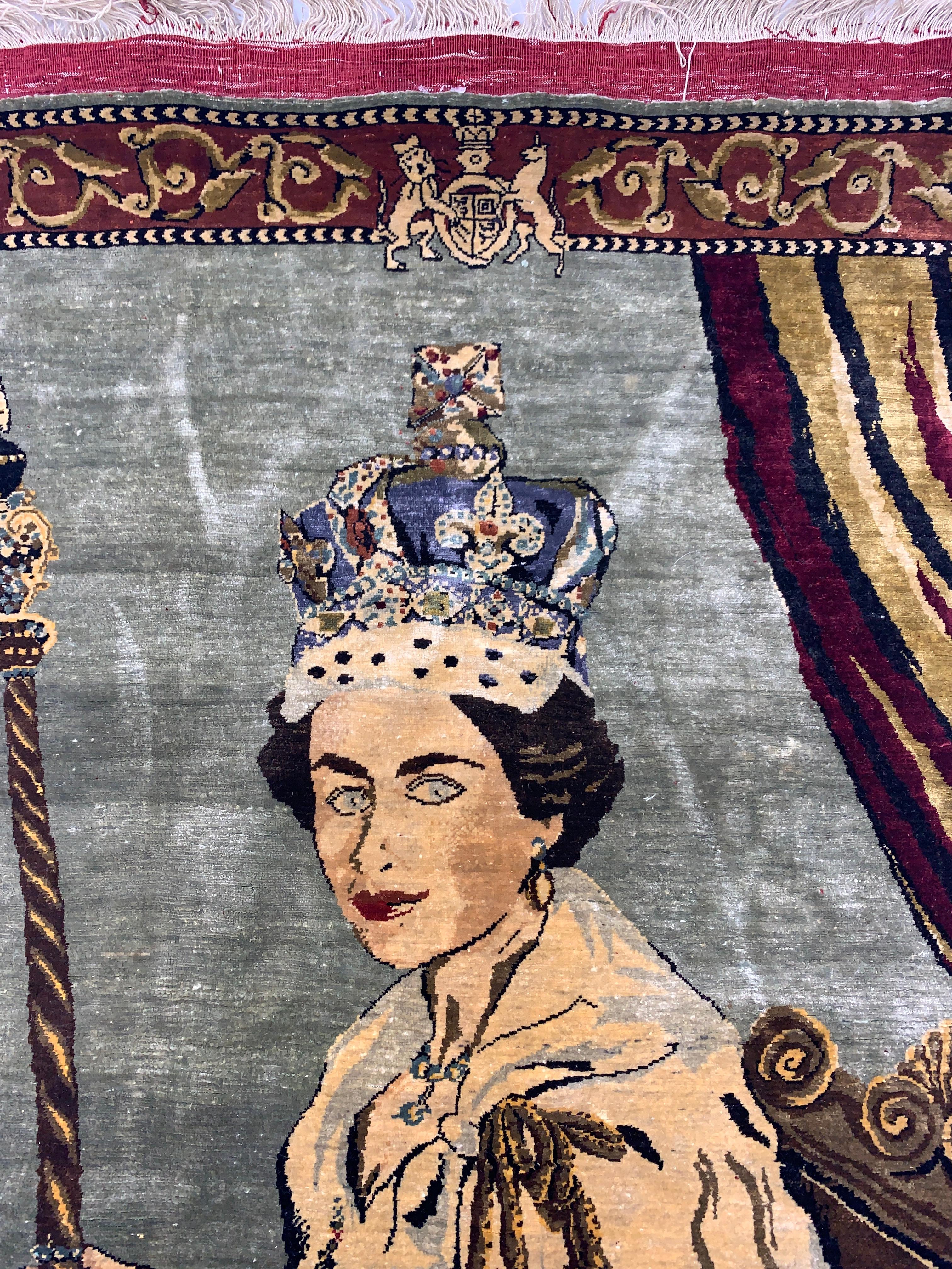 Silk Hereke Ozipek Rug Depicts Queen Elizabeth In Good Condition In London, GB