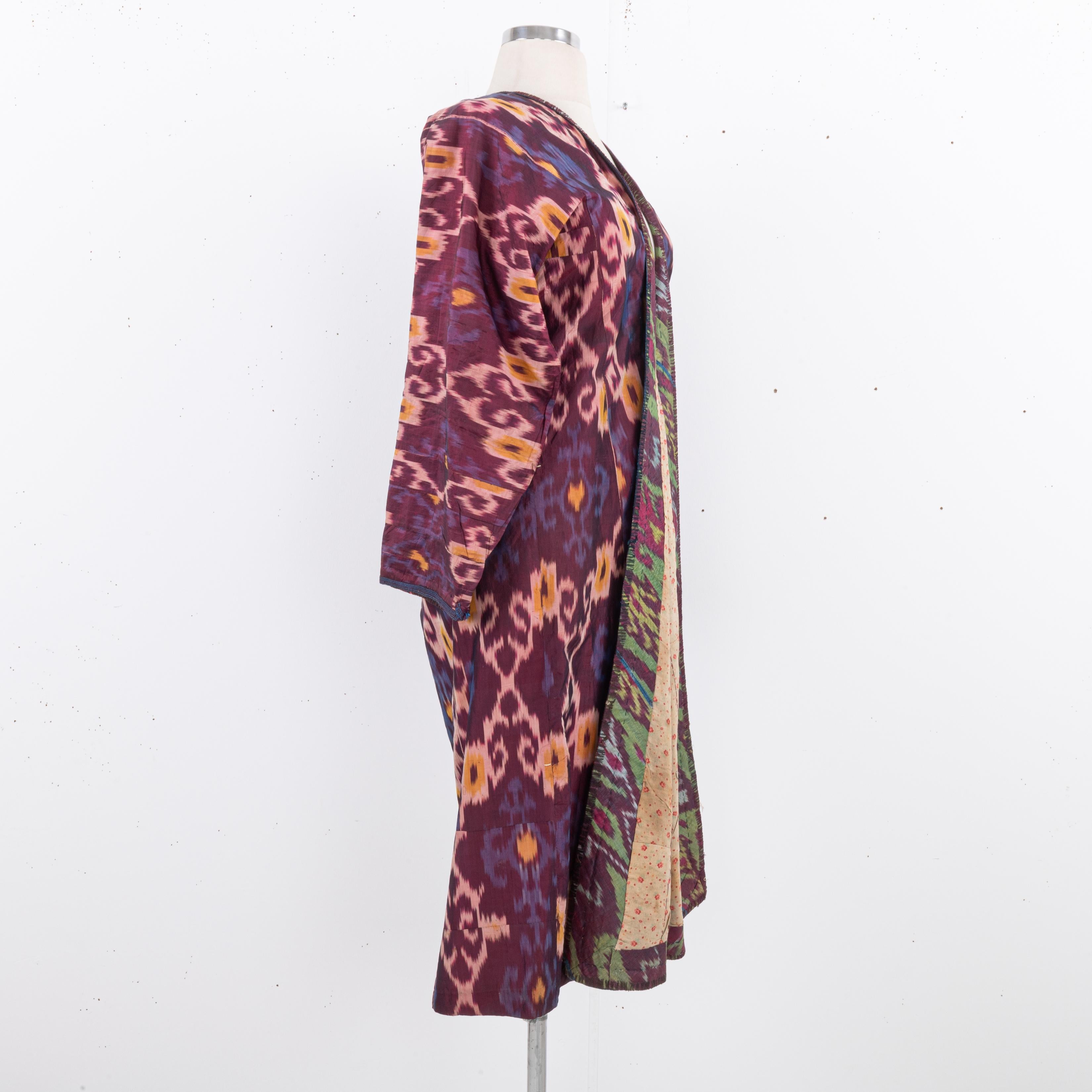 Silk Ikat Chapan, Tajikstan, Late 19th Century. For Sale 5