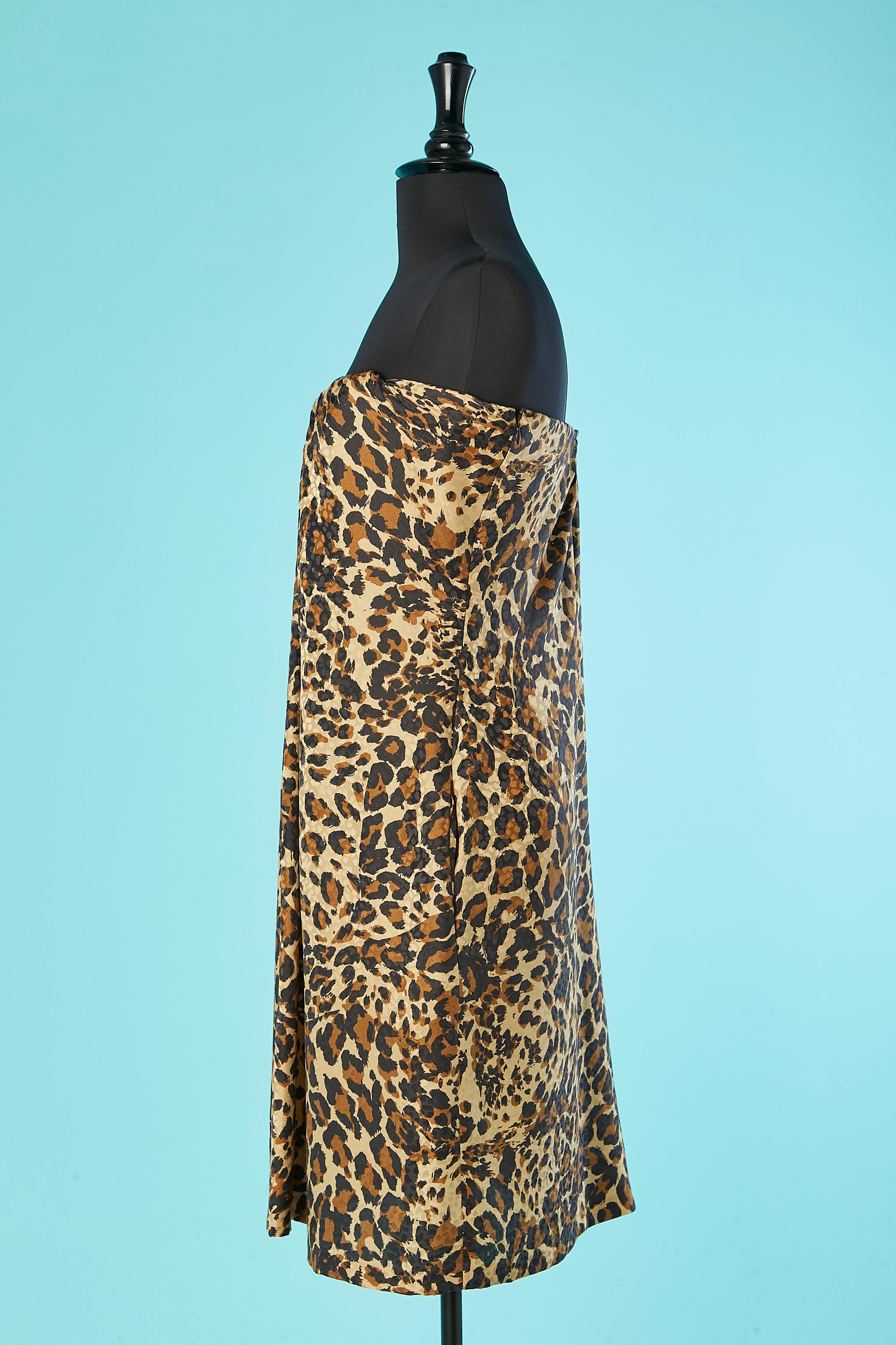 Silk jacquard bustier dress with animal print Gai Mattiolo Couture  In Excellent Condition For Sale In Saint-Ouen-Sur-Seine, FR