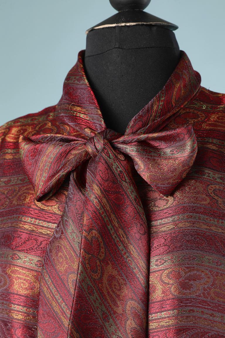 Silk jacquard shirt with bow-tie collar. Silk chiffon lining. Snap on the wrist which need to be close with cufflinks. 
Size 38 (M) 