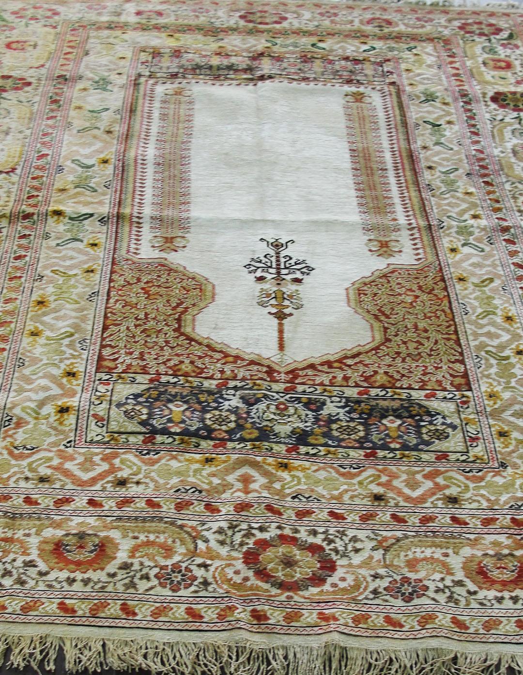 20th Century Silk Kayseri Prayer Rug For Sale