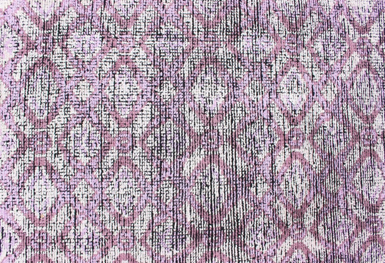 Silk Modern Distressed Rug in Light Purple, Gray and White For Sale at