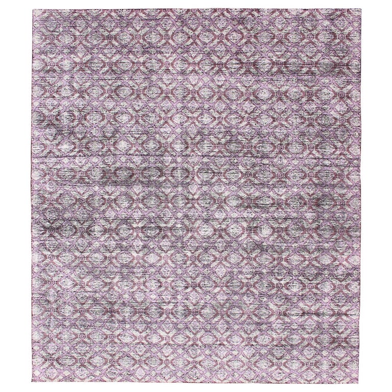 Silk Modern Distressed Rug in Light Purple, Gray and White For Sale at