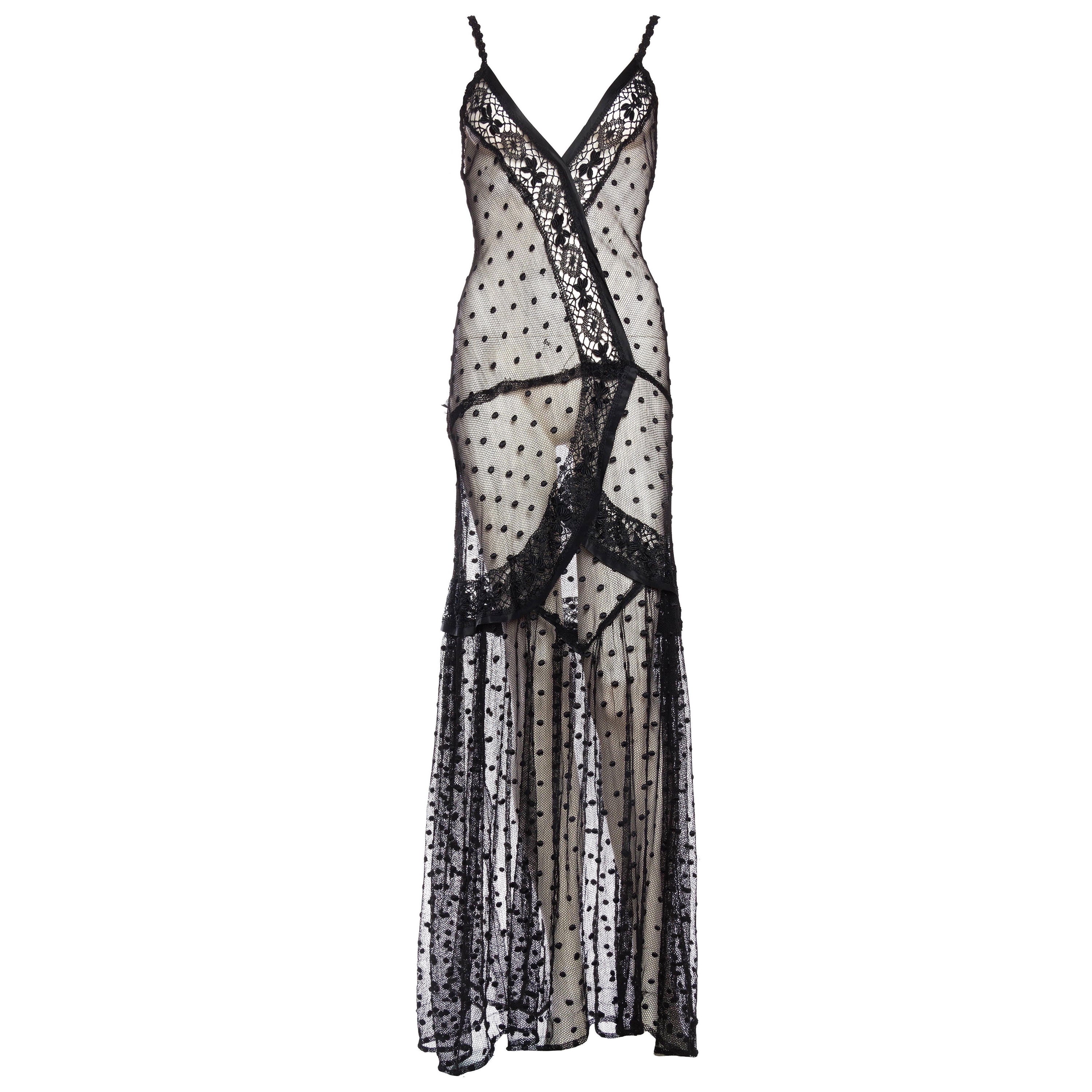 Schwarzes Kleid aus edwardianischem Seidennetz und Spitze