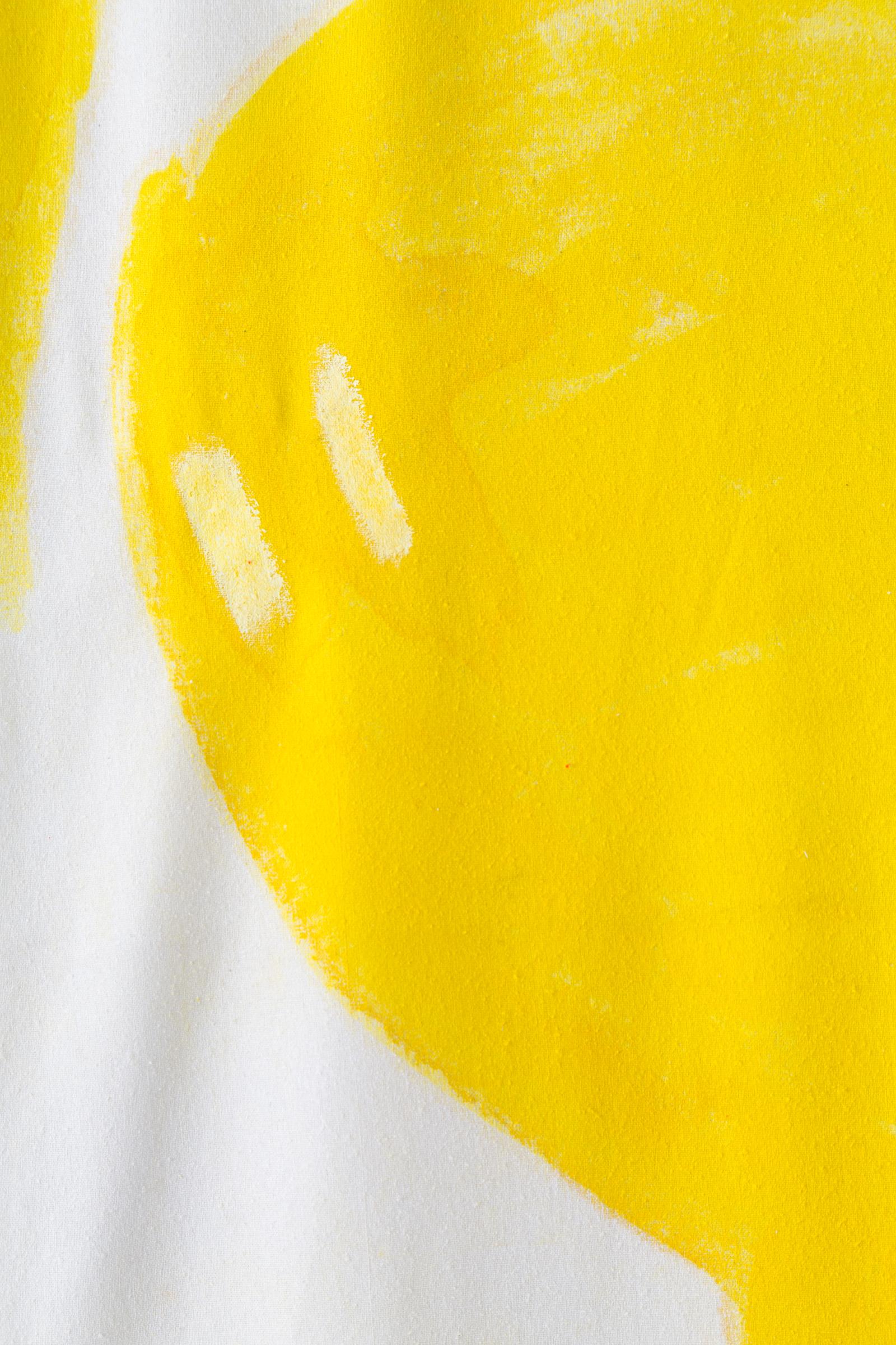 Soie Tapis de couloir en tissu jaune Amoeba motif rideaux de soie peint à la main à teinte unique en vente