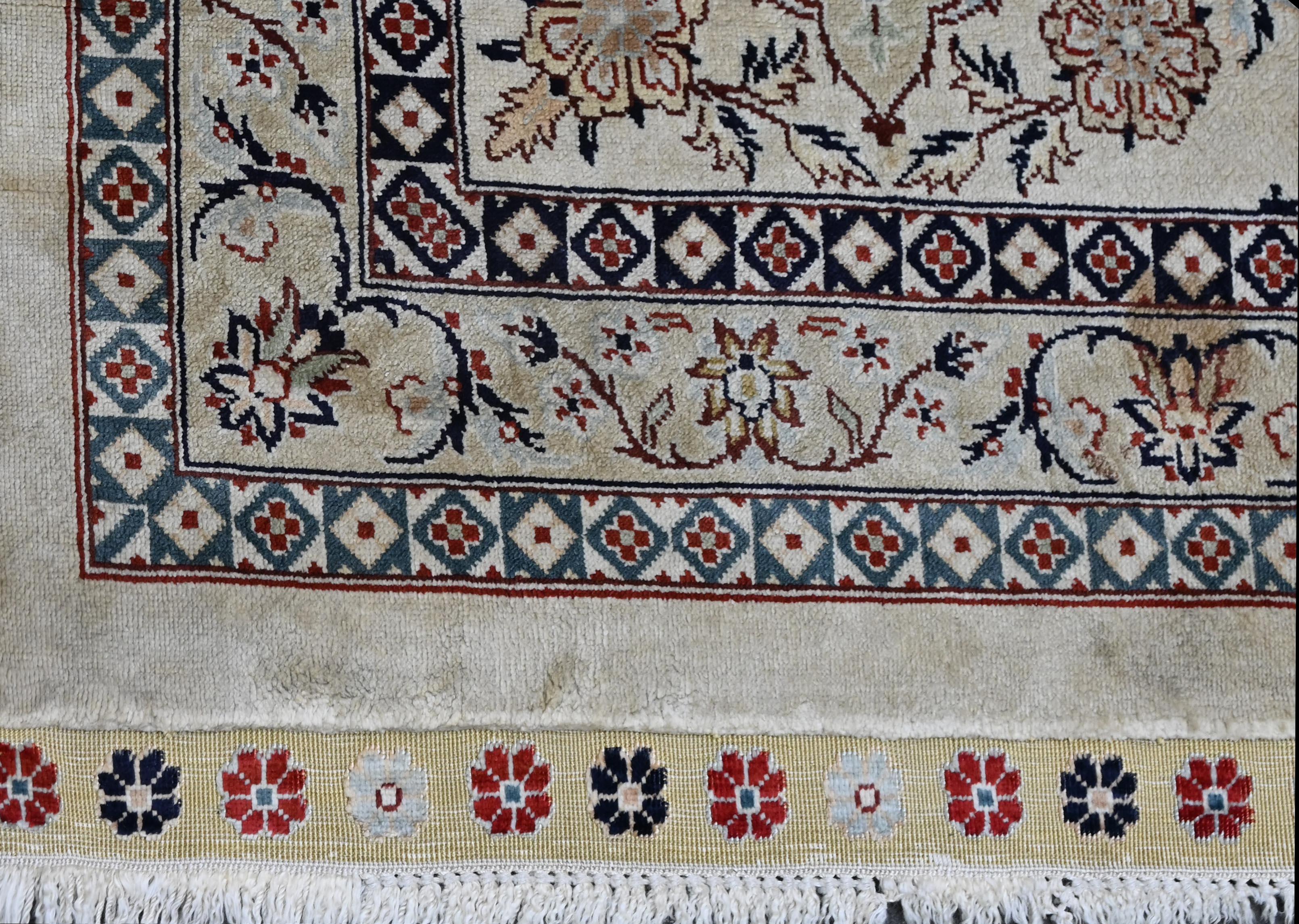 Tappeto di seta su seta, circa 1970  - N° 1408 in vendita 2