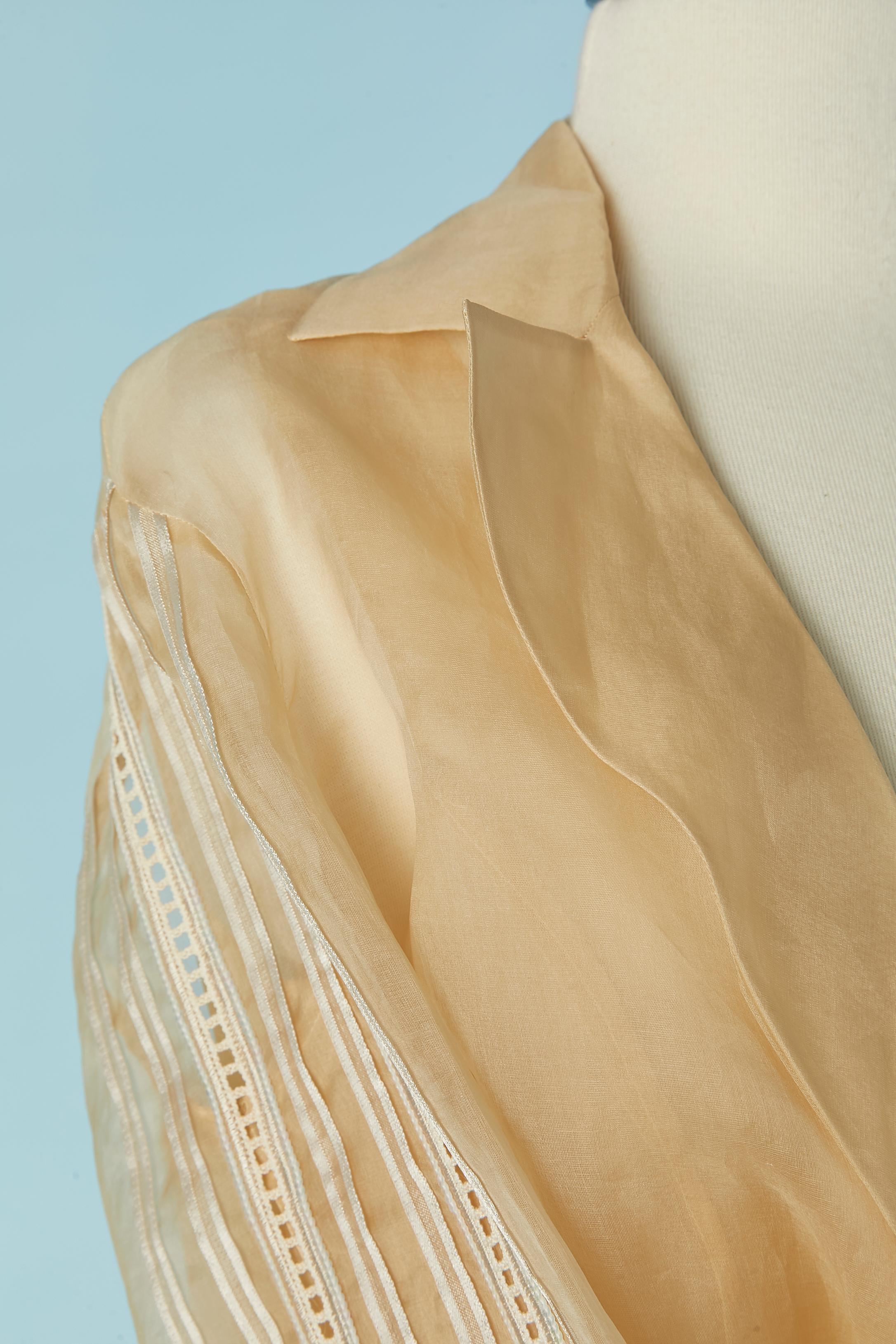 Silk organza shirt and top ensemble with ribbon and sequin embellishment on the sleeve. 
SIZE 48 (It) 44 (Fr) L 