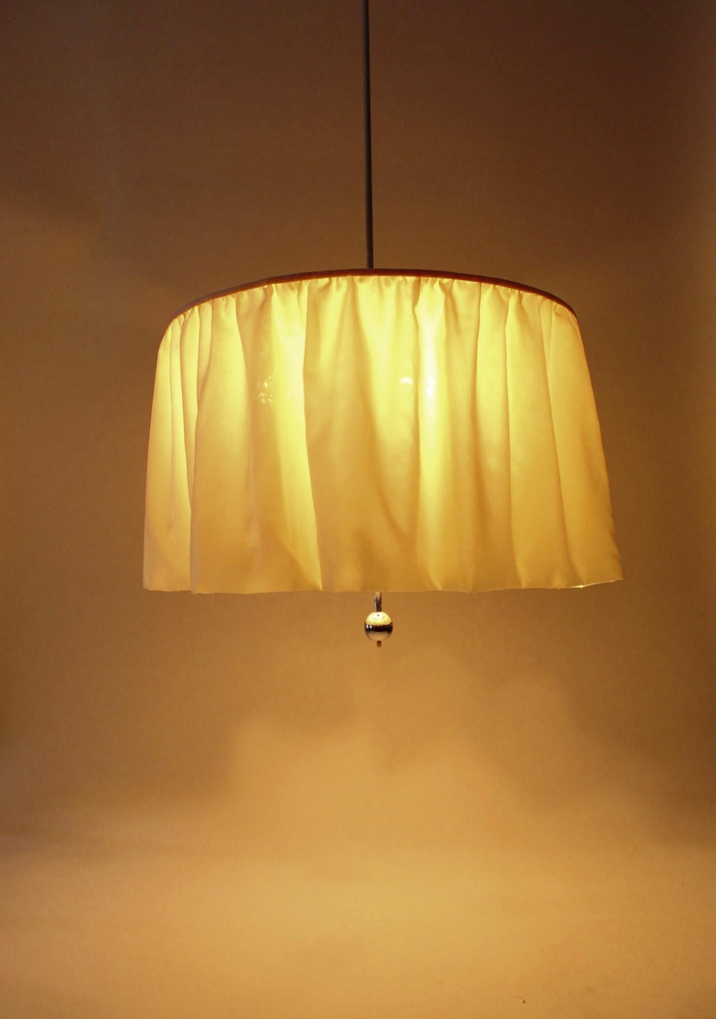 Lampada a sospensione in seta degli anni '30, Austria in vendita 6