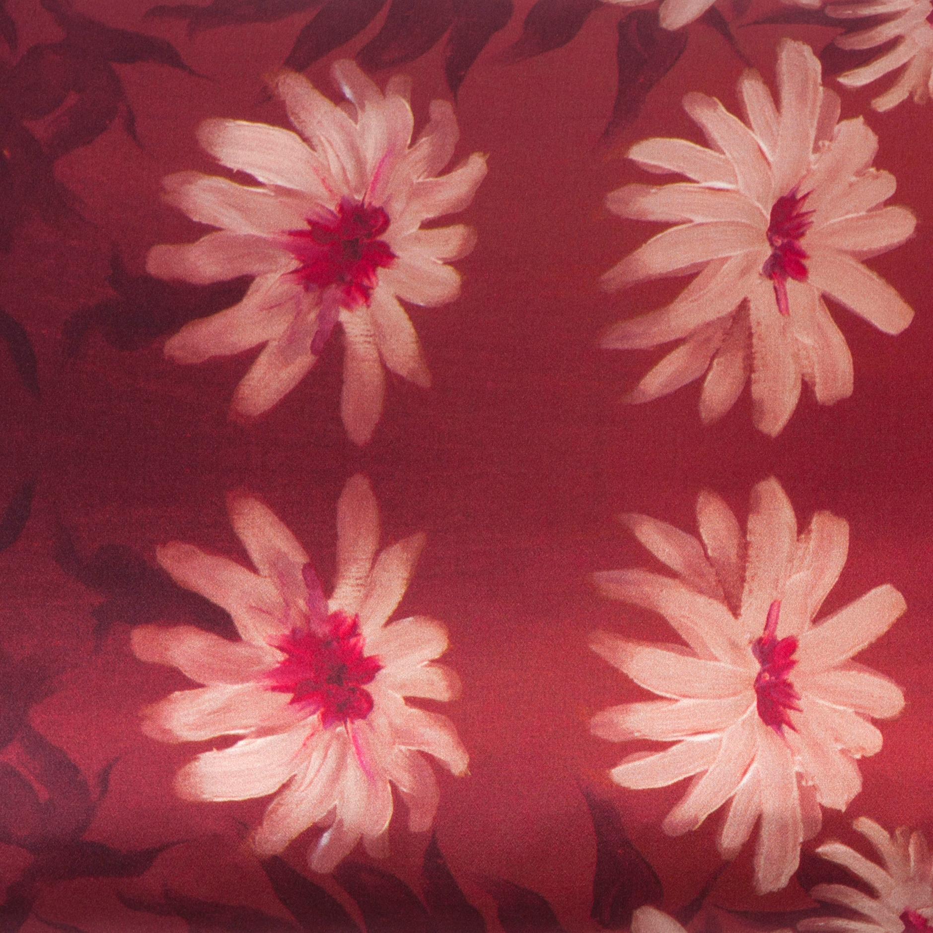 Silk Print Throw Pillow Daisy Rouge In New Condition For Sale In Brooklyn, NY