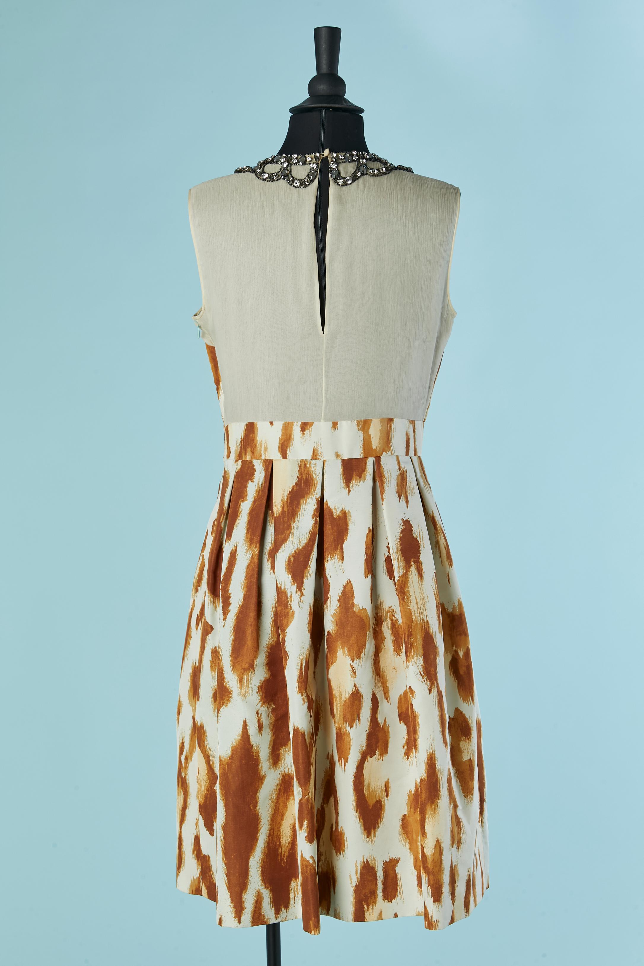 Abito da cocktail bustier in seta stampata con collo ricamato  CHRISTIAN DIOR in vendita 1