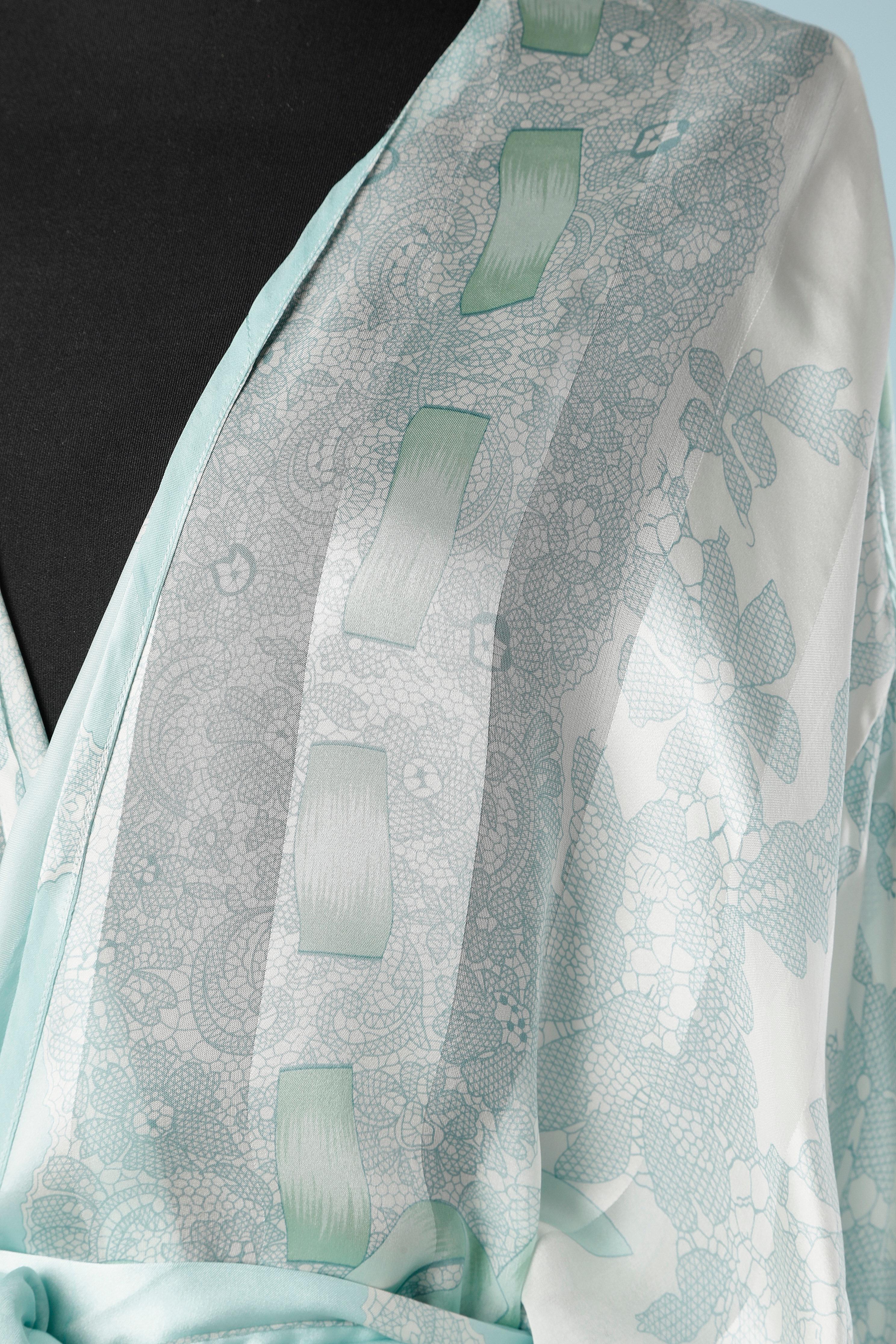 Robe en mousseline de soie jacquard imprimée avec ceinture lingerie Rochas NEUVE avec étiquette  Neuf - En vente à Saint-Ouen-Sur-Seine, FR
