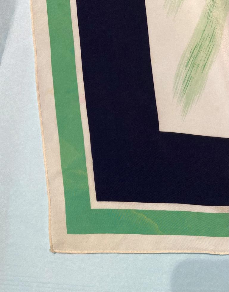 Silk printed scarf Christian Dior for UTA In Good Condition For Sale In Saint-Ouen-Sur-Seine, FR